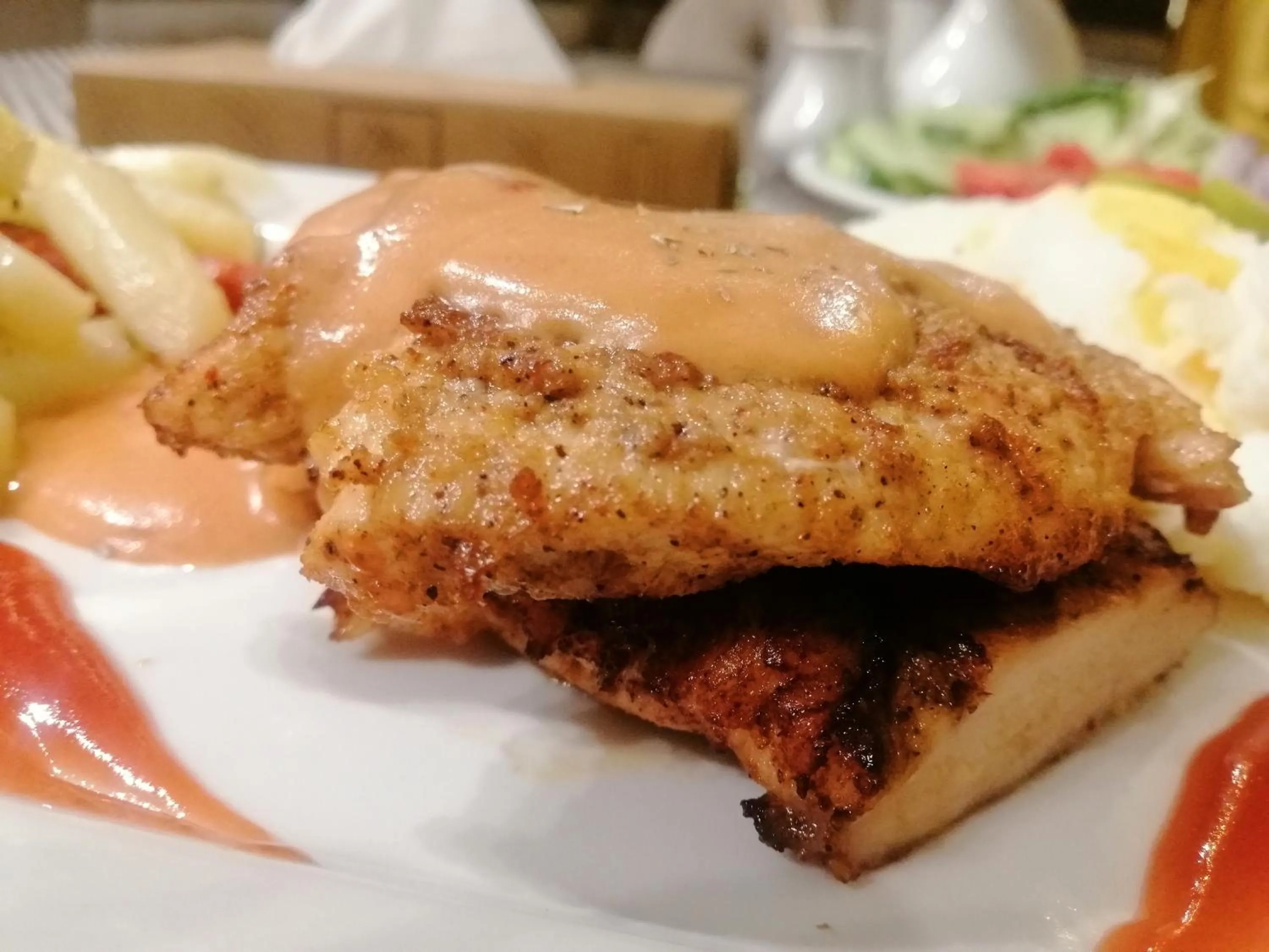 Restaurant/places to eat in Swat Palace Hotel By Northin