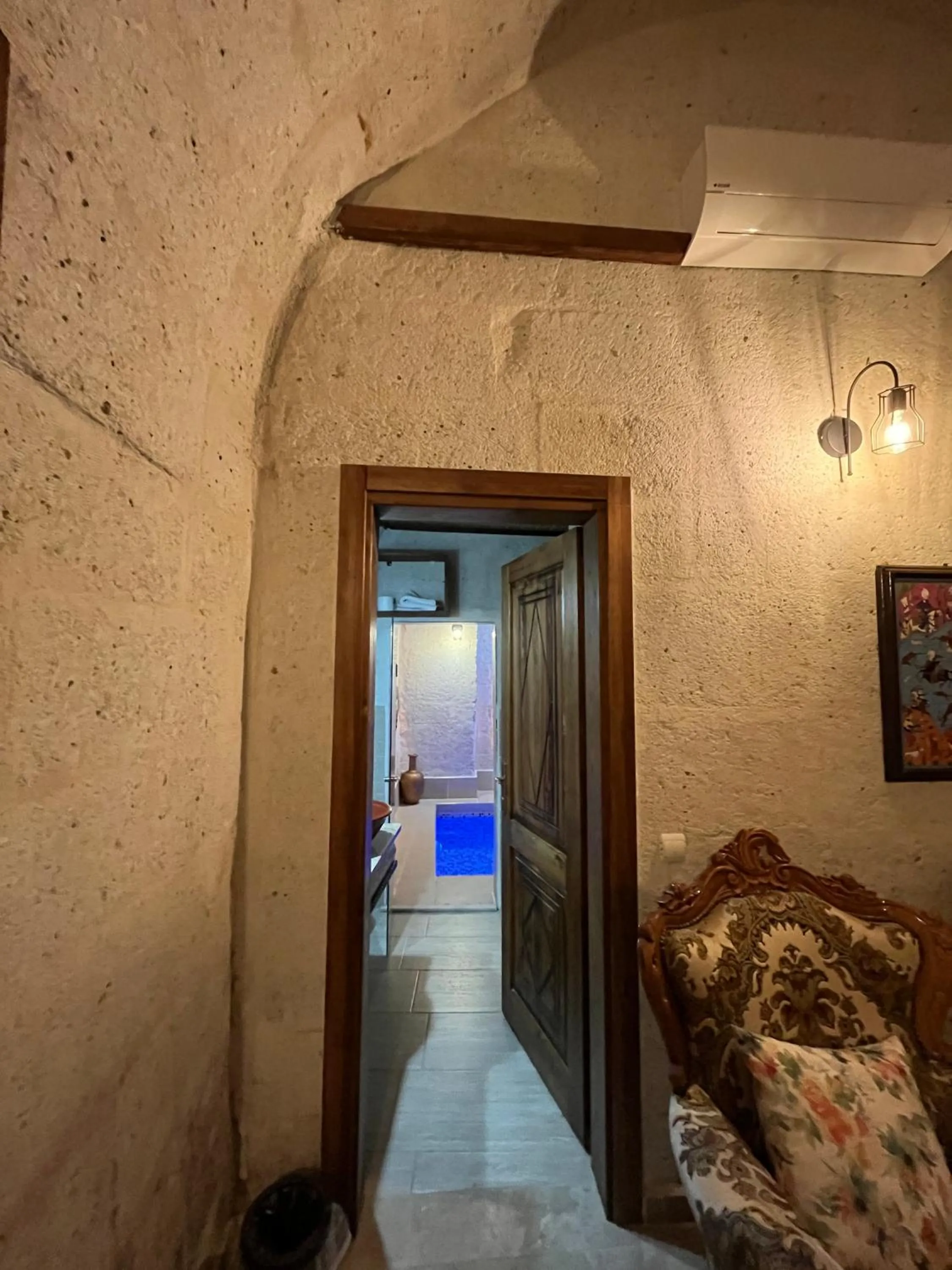 Zuwinasa House Hotel