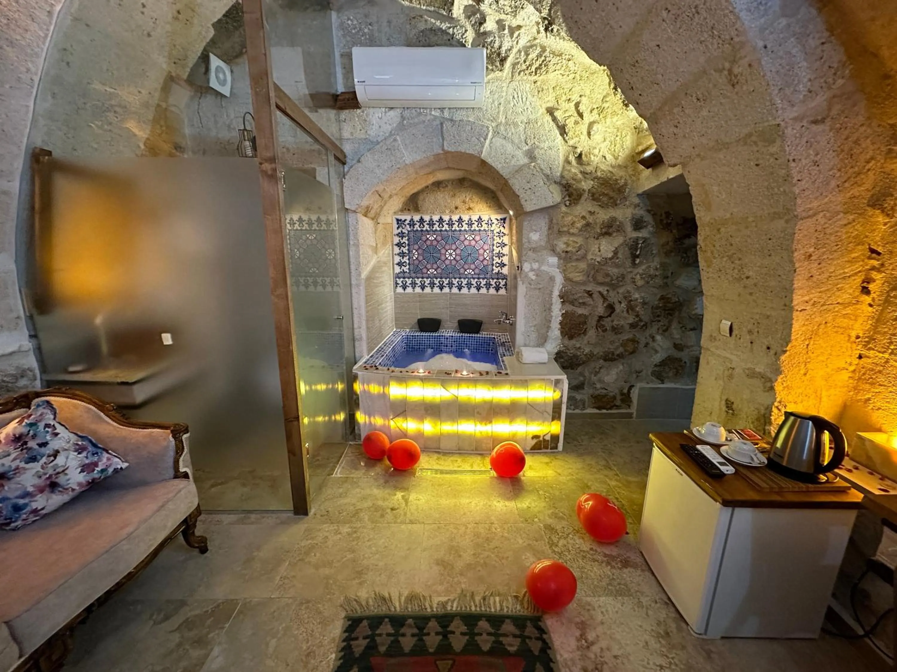 Zuwinasa House Hotel