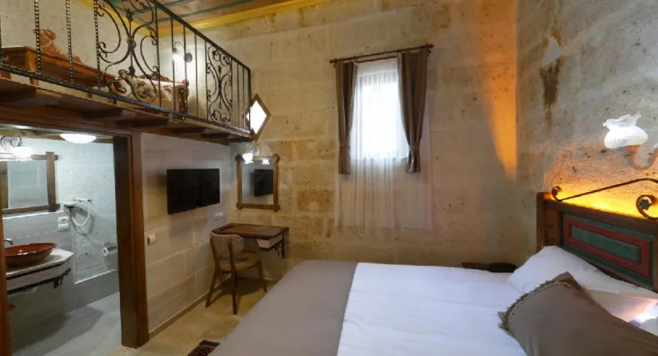 Zuwinasa House Hotel