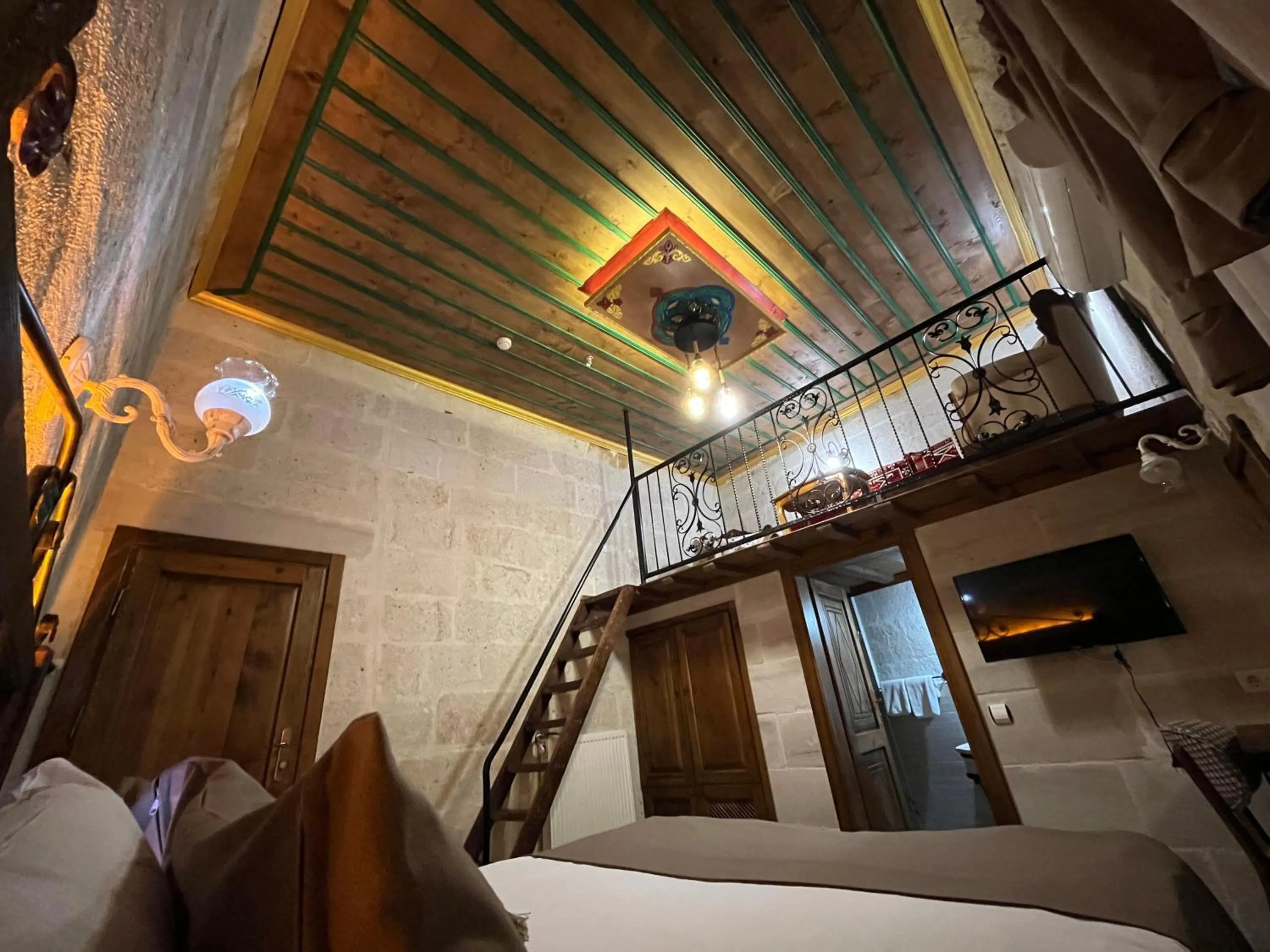 Zuwinasa House Hotel