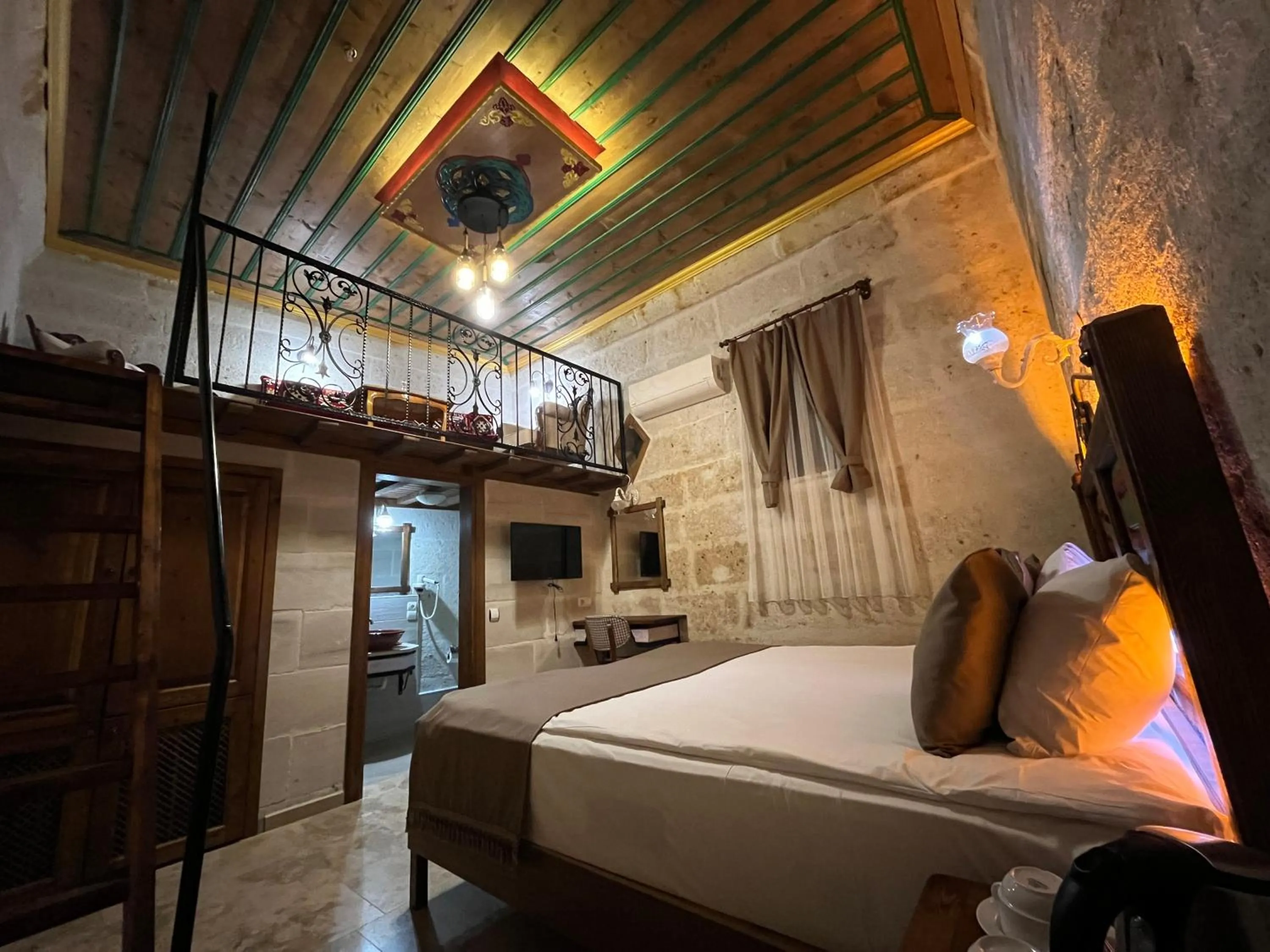 Zuwinasa House Hotel