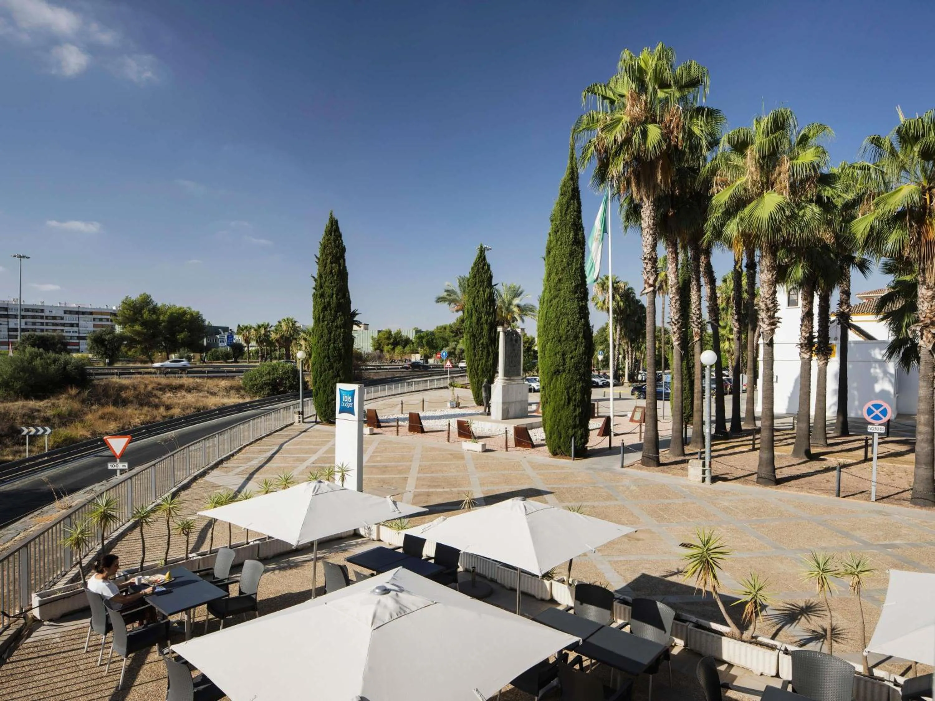 Property building in Ibis Budget Sevilla Aeropuerto