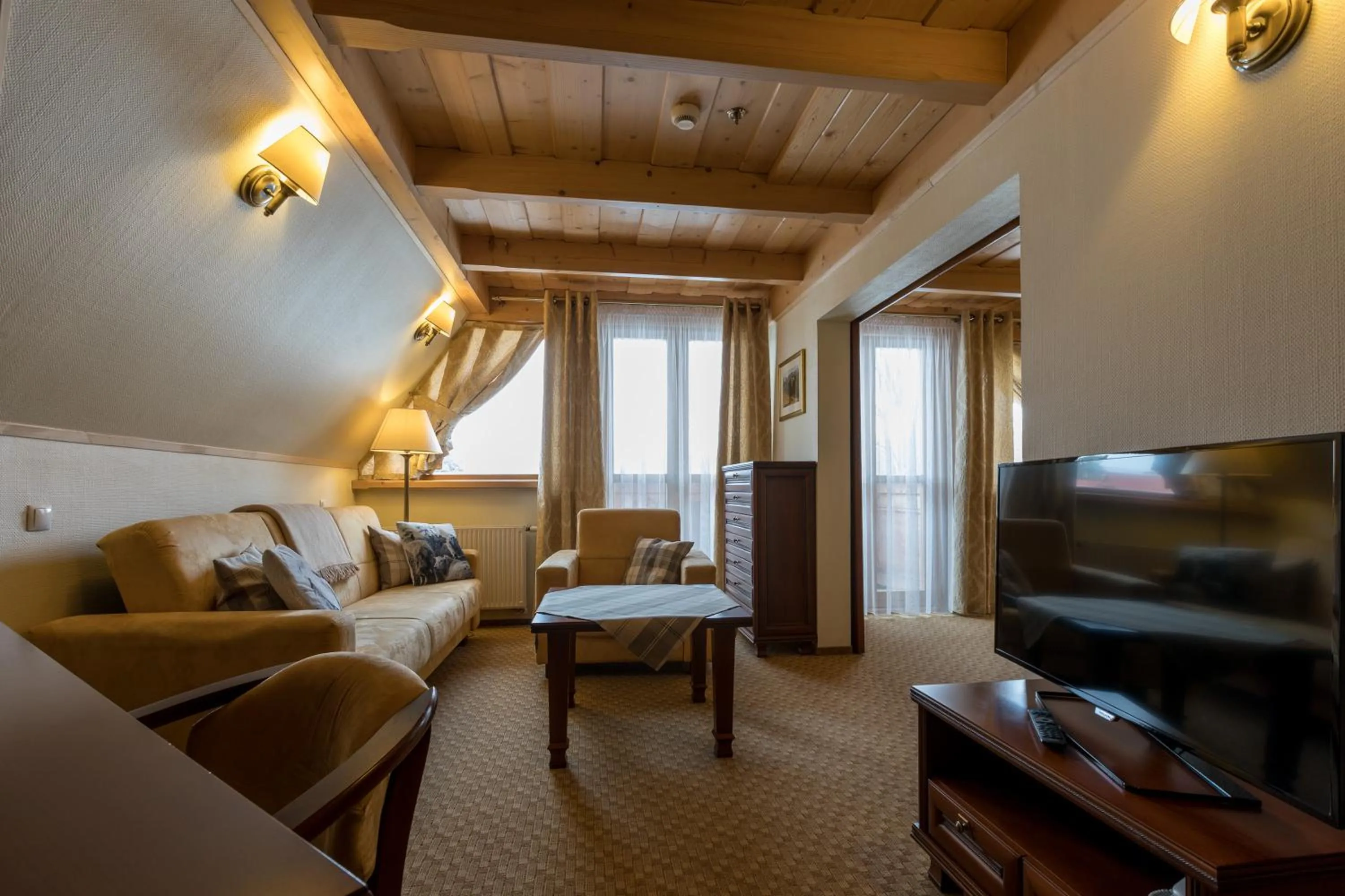 One-Bedroom Apartment (2 Adults + 2 Children) in Ośrodek Wypoczynkowy Marymont przy Dolinie Kościeliskiej