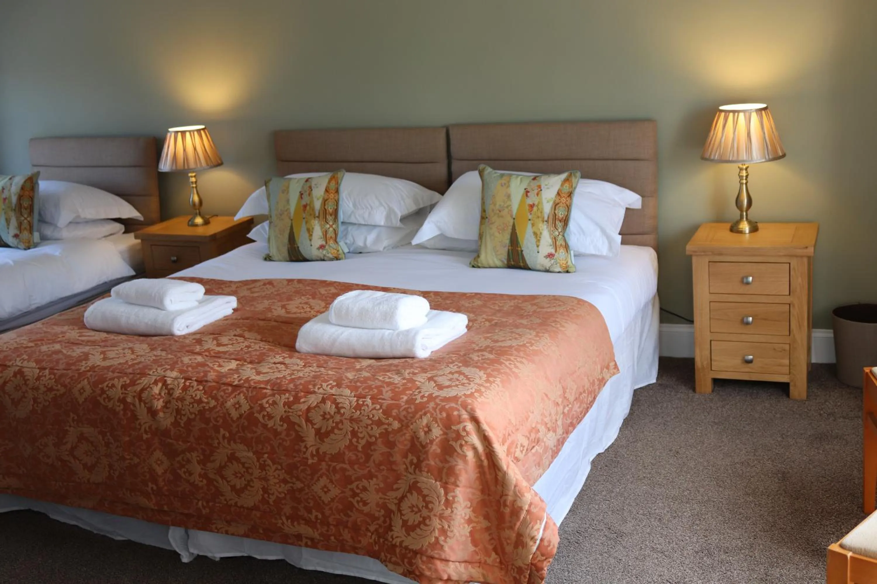 Bedroom, Bed in The New Inn