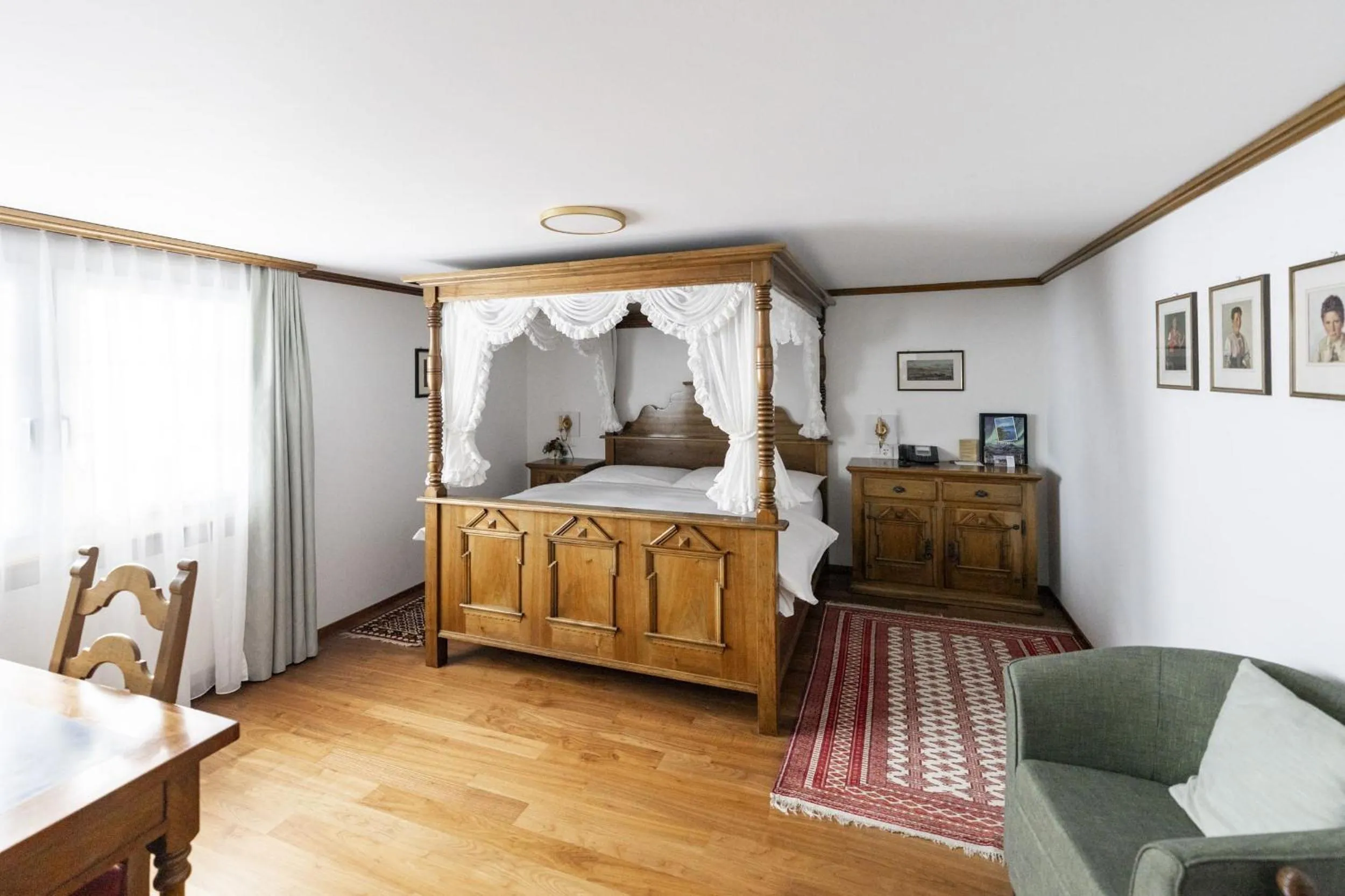 Bed in Hotel Säntis