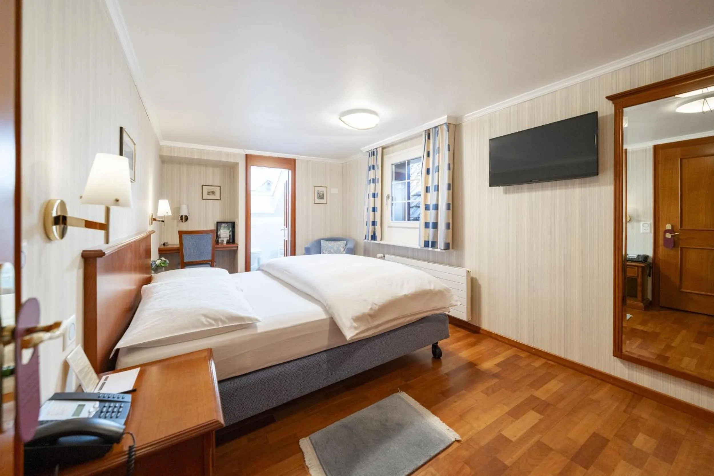 Bed in Hotel Säntis