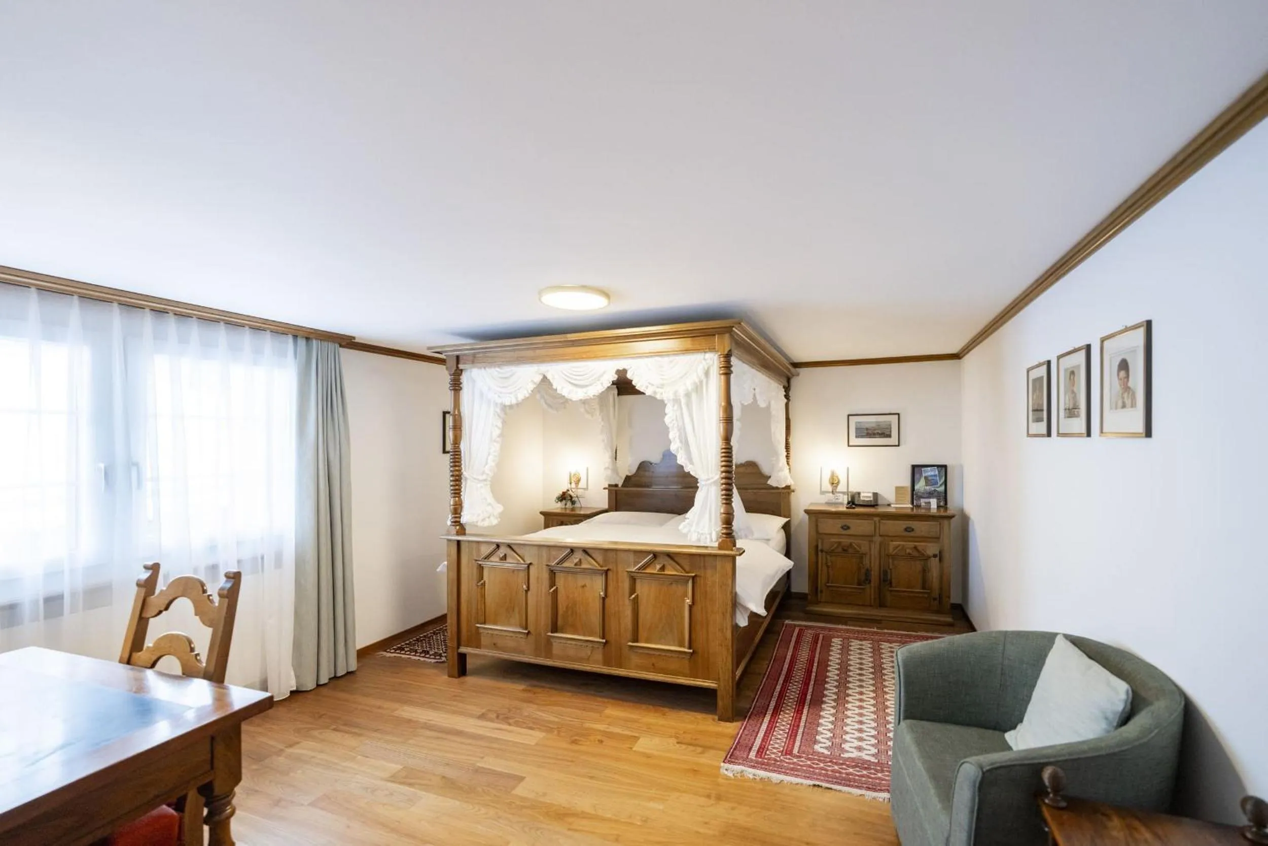 Bed in Hotel Säntis