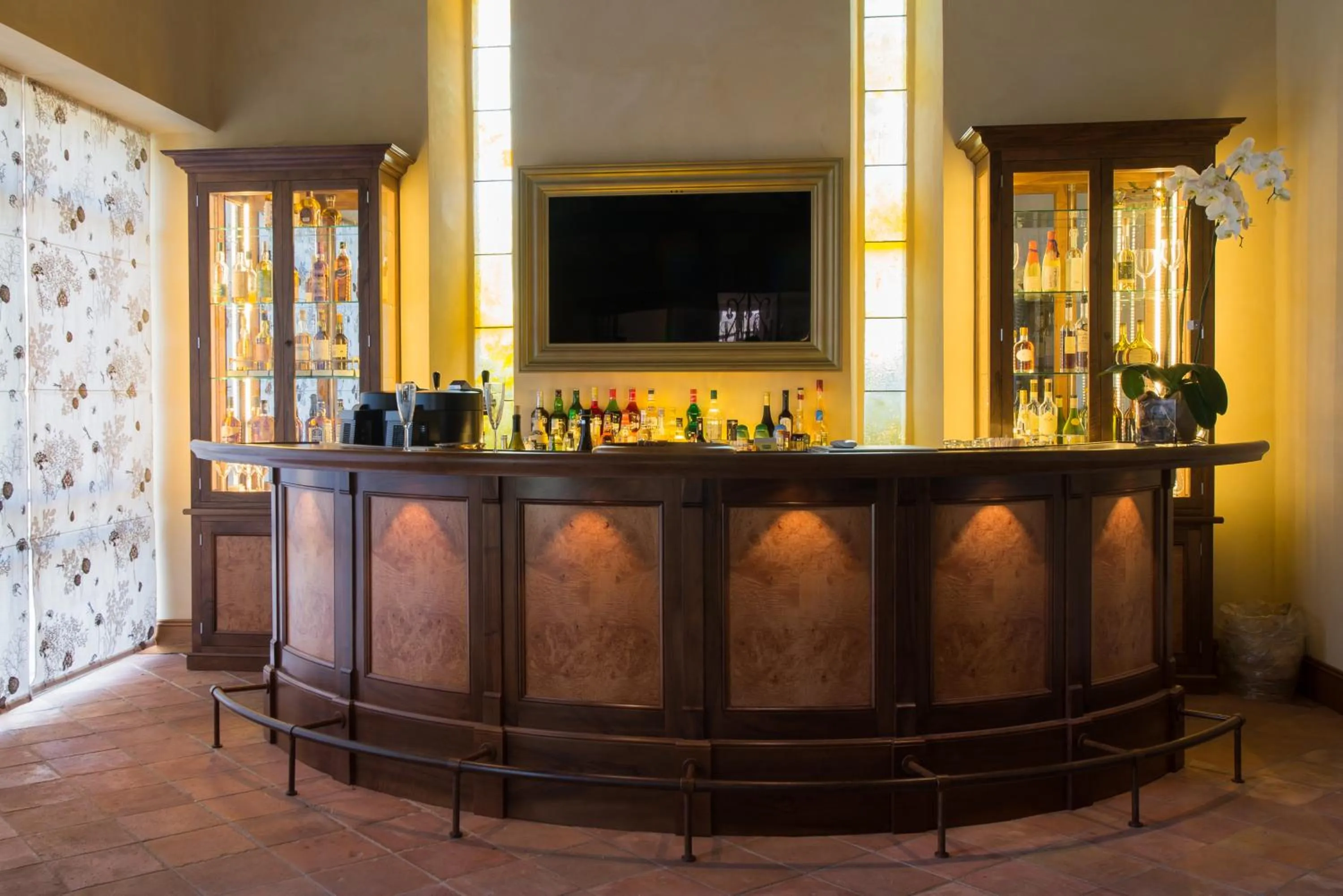 Lounge or bar in Chambres d'hôtes Domaine de Nazère