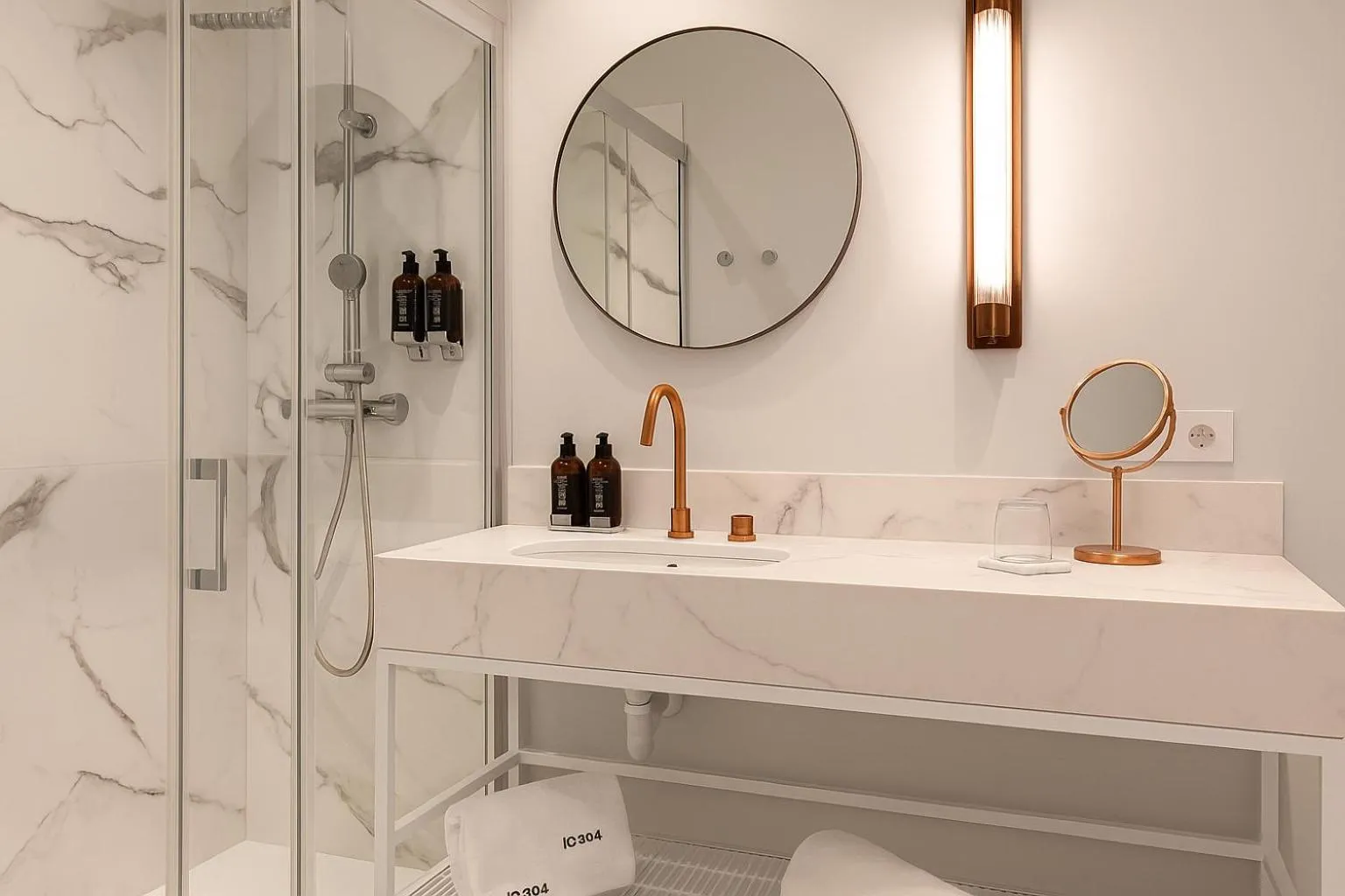 Shower in ICON Malabar