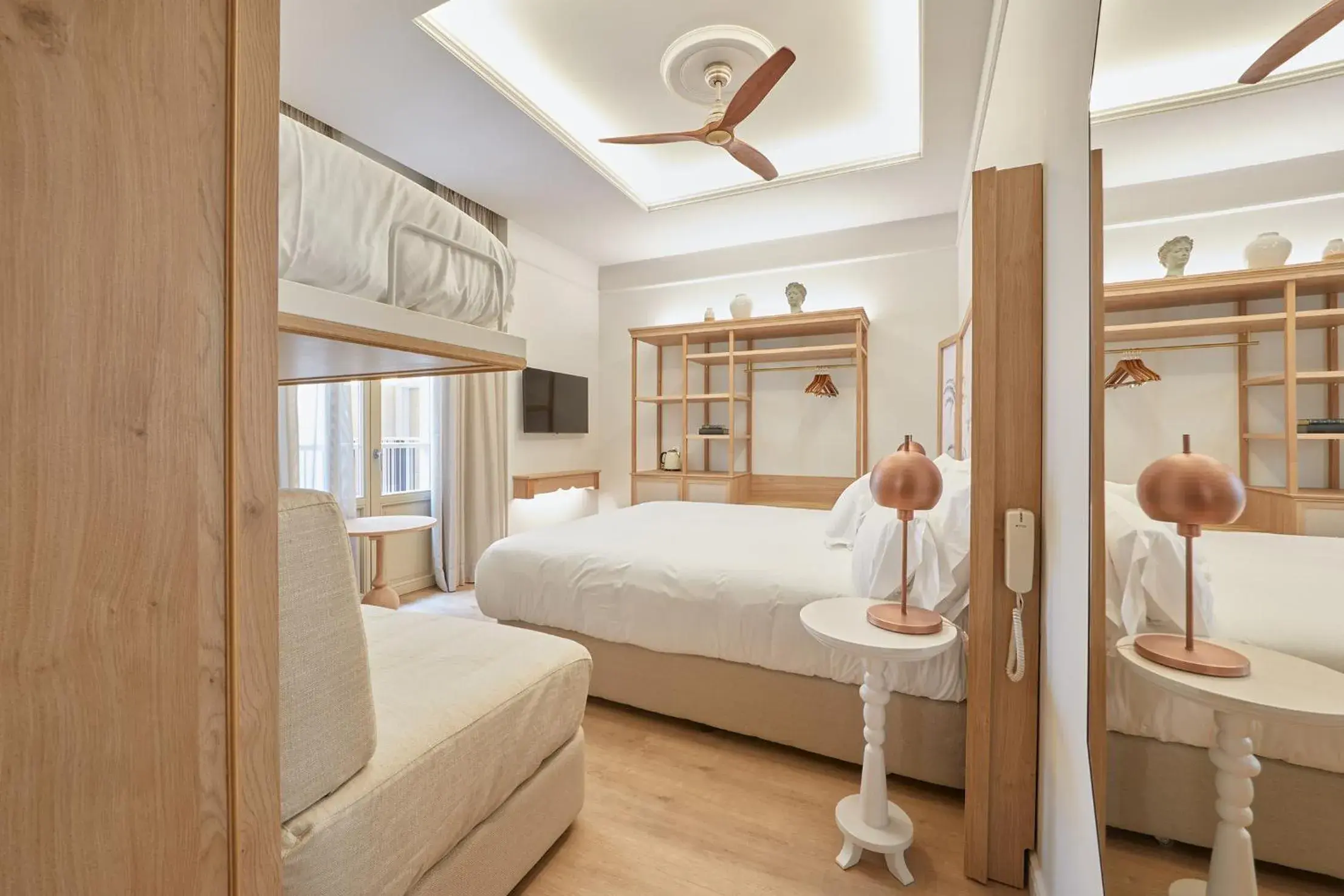 Quadruple Room in ICON Malabar Quadruple Room in ICON Malabar