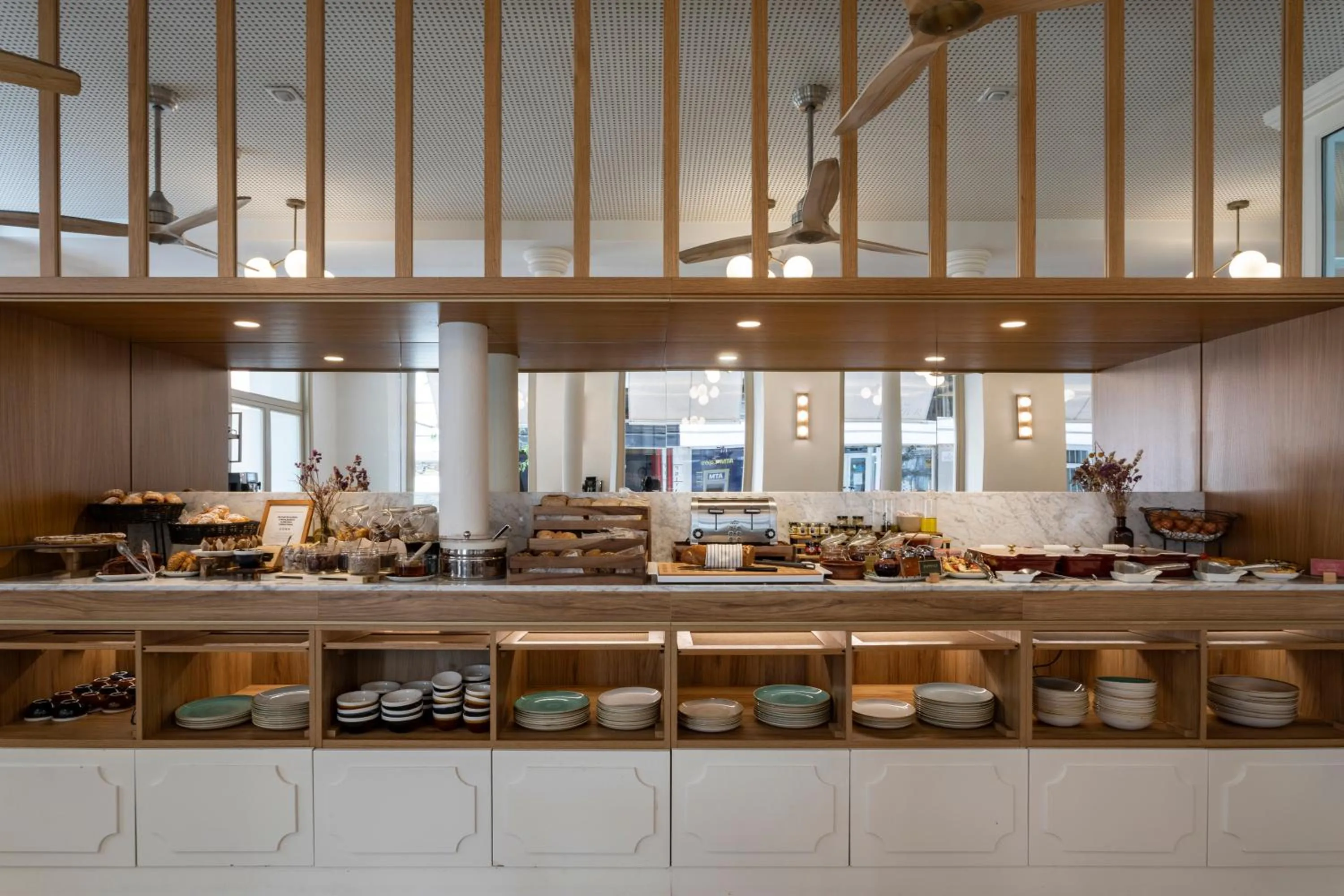 Buffet breakfast in ICON Malabar