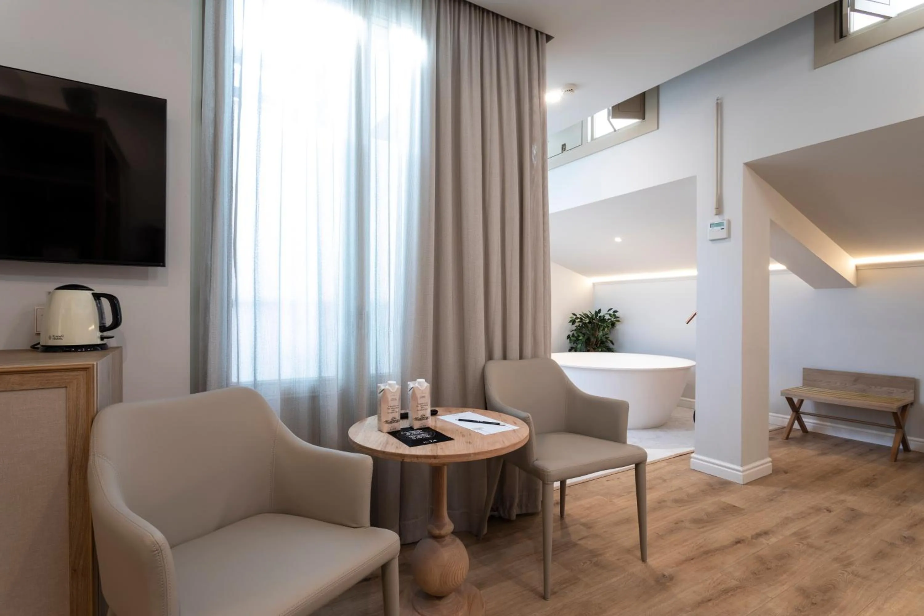 Area and facilities in ICON Malabar