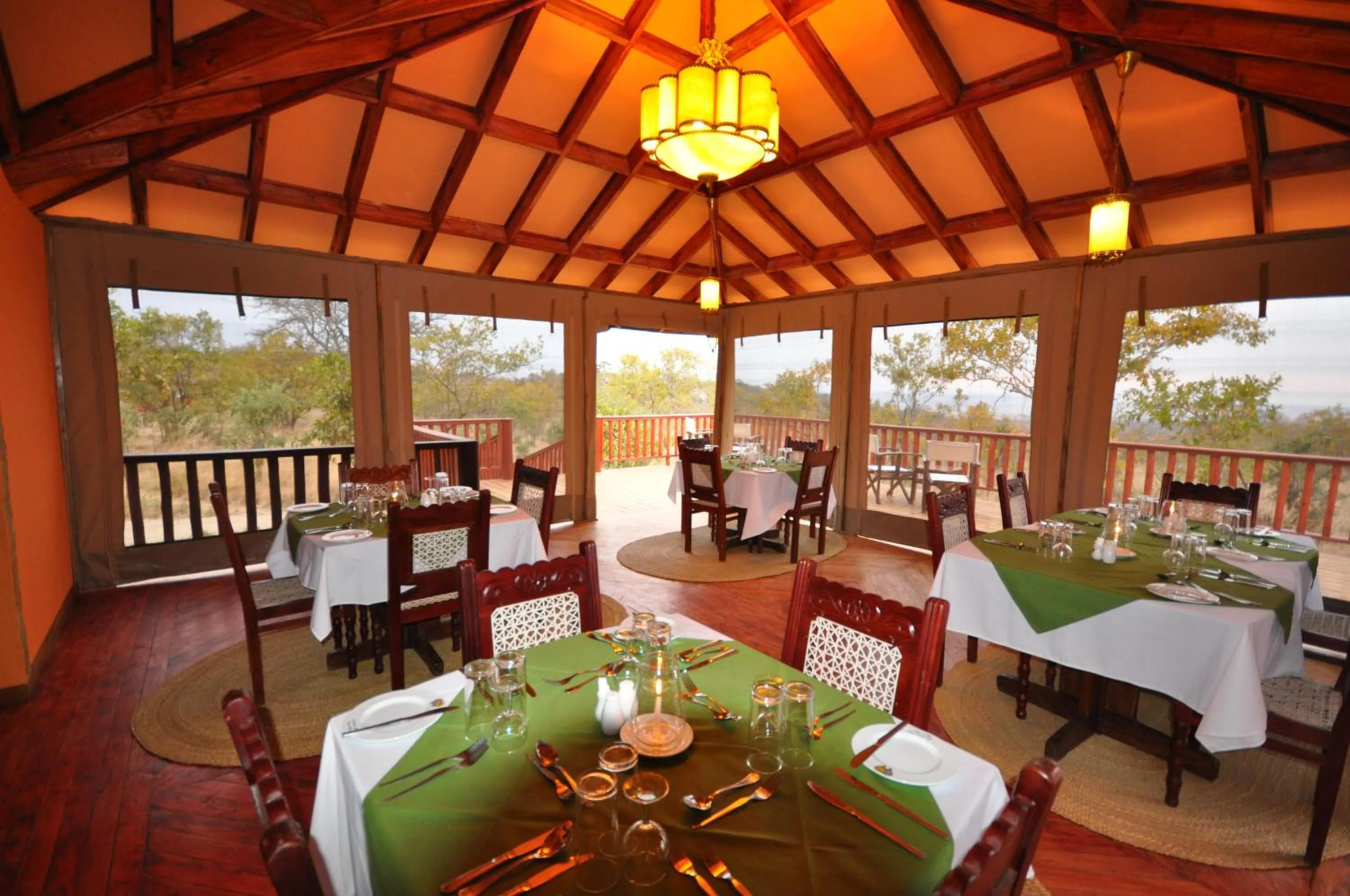 Restaurant/places to eat in Elephant Rock Luxury Camp Tarangire