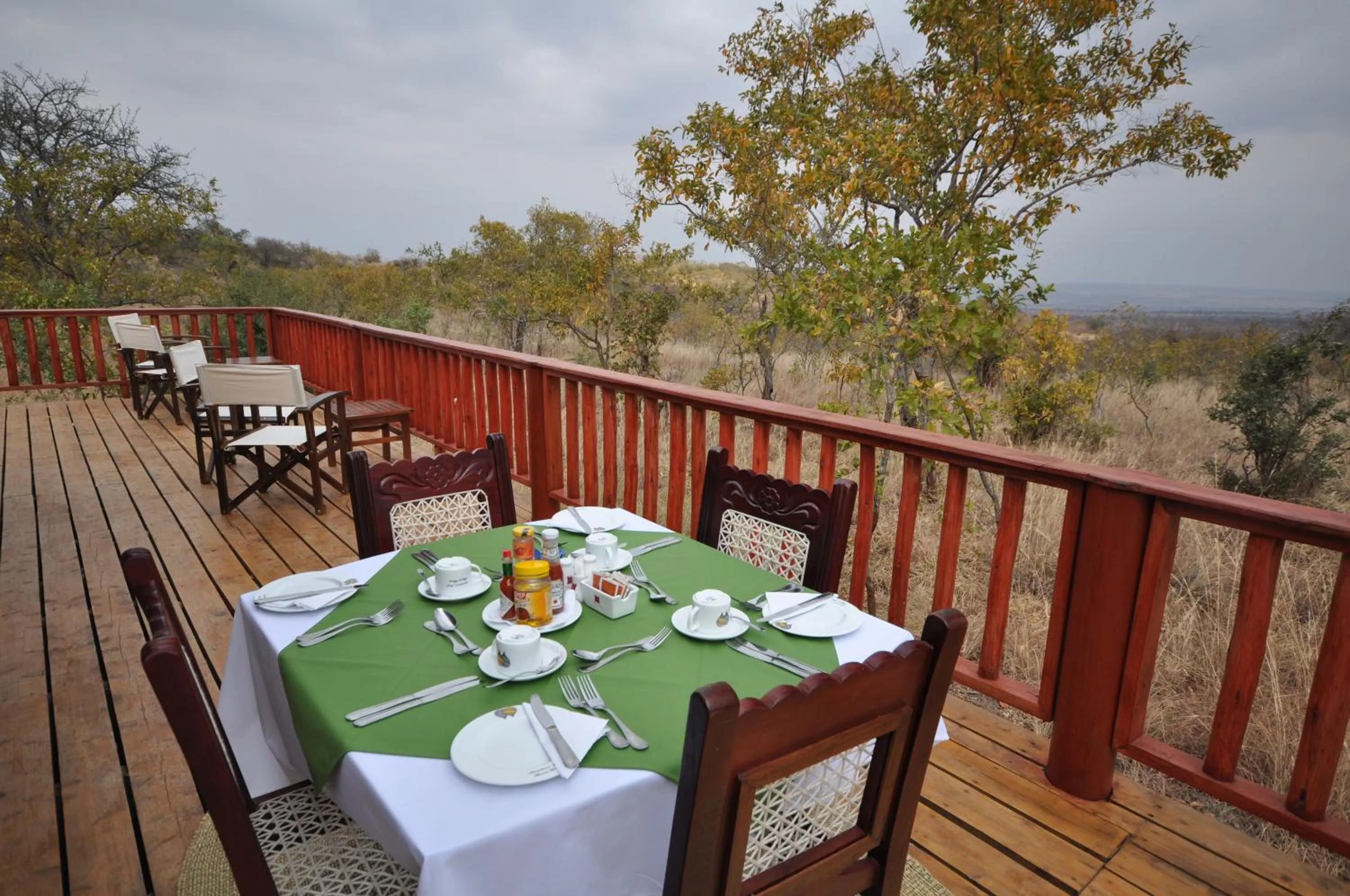 Restaurant/places to eat in Elephant Rock Luxury Camp Tarangire