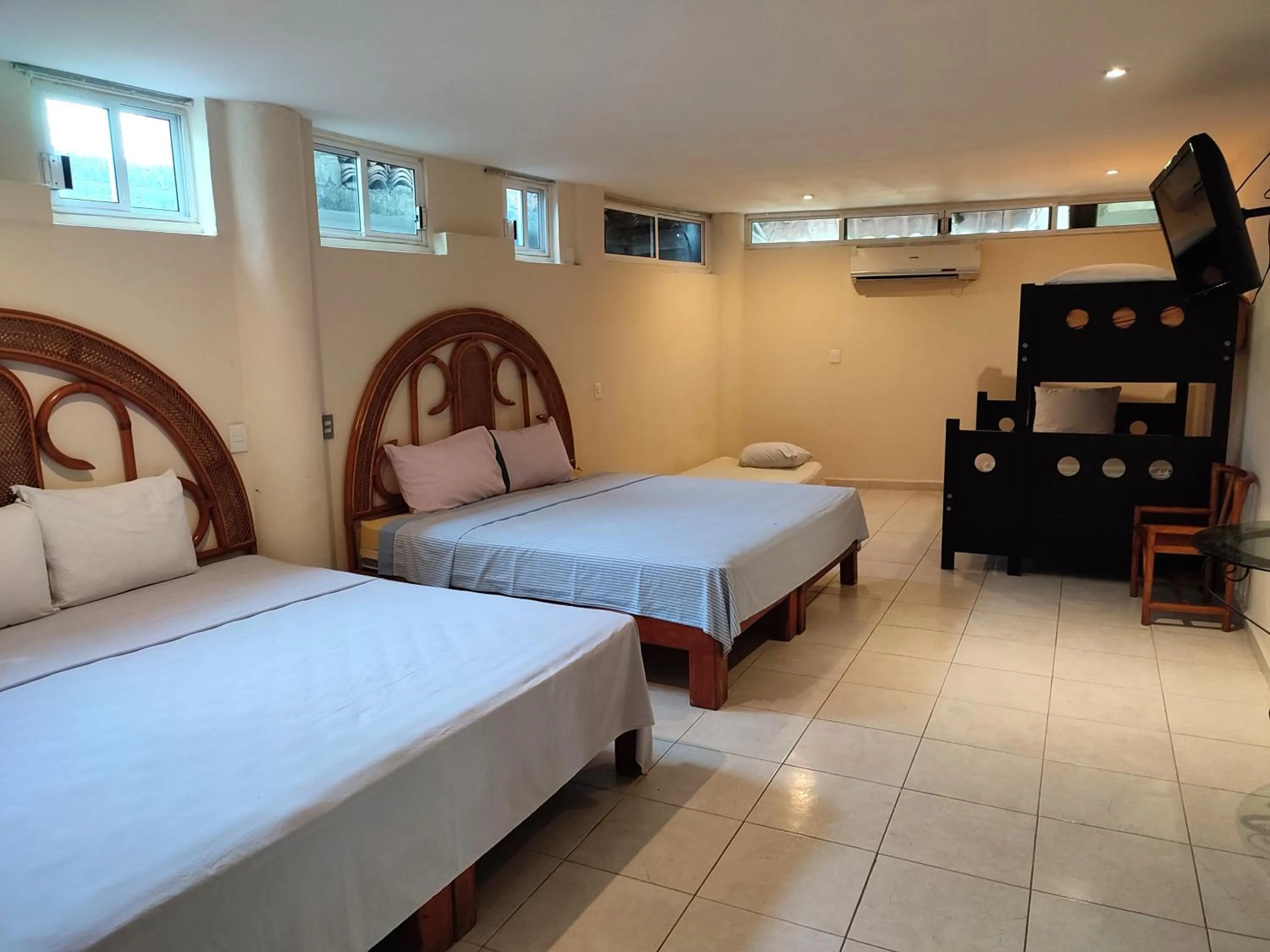 Bed in Ashly Boulevard