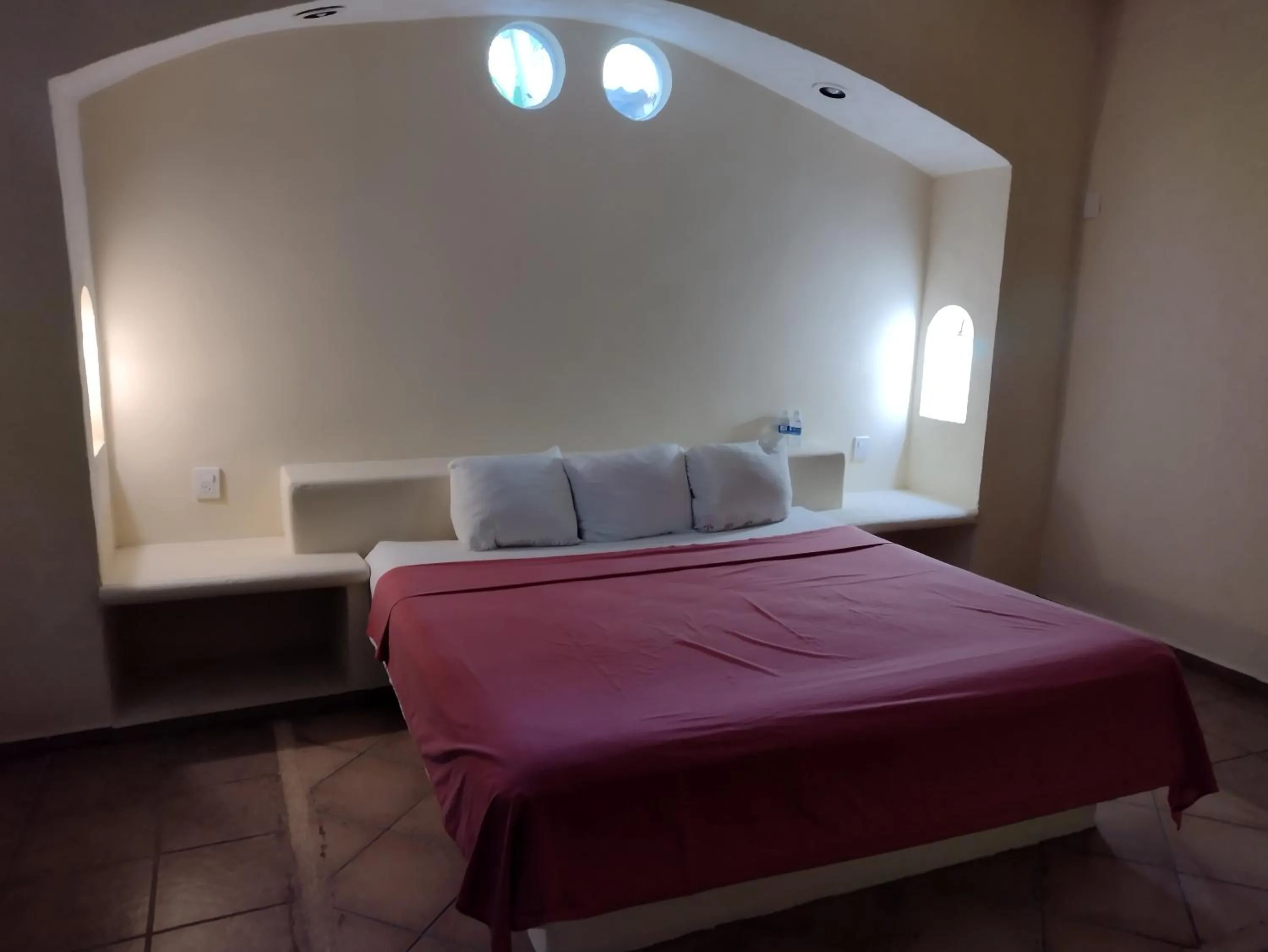 Bedroom, Bed in Ashly Boulevard