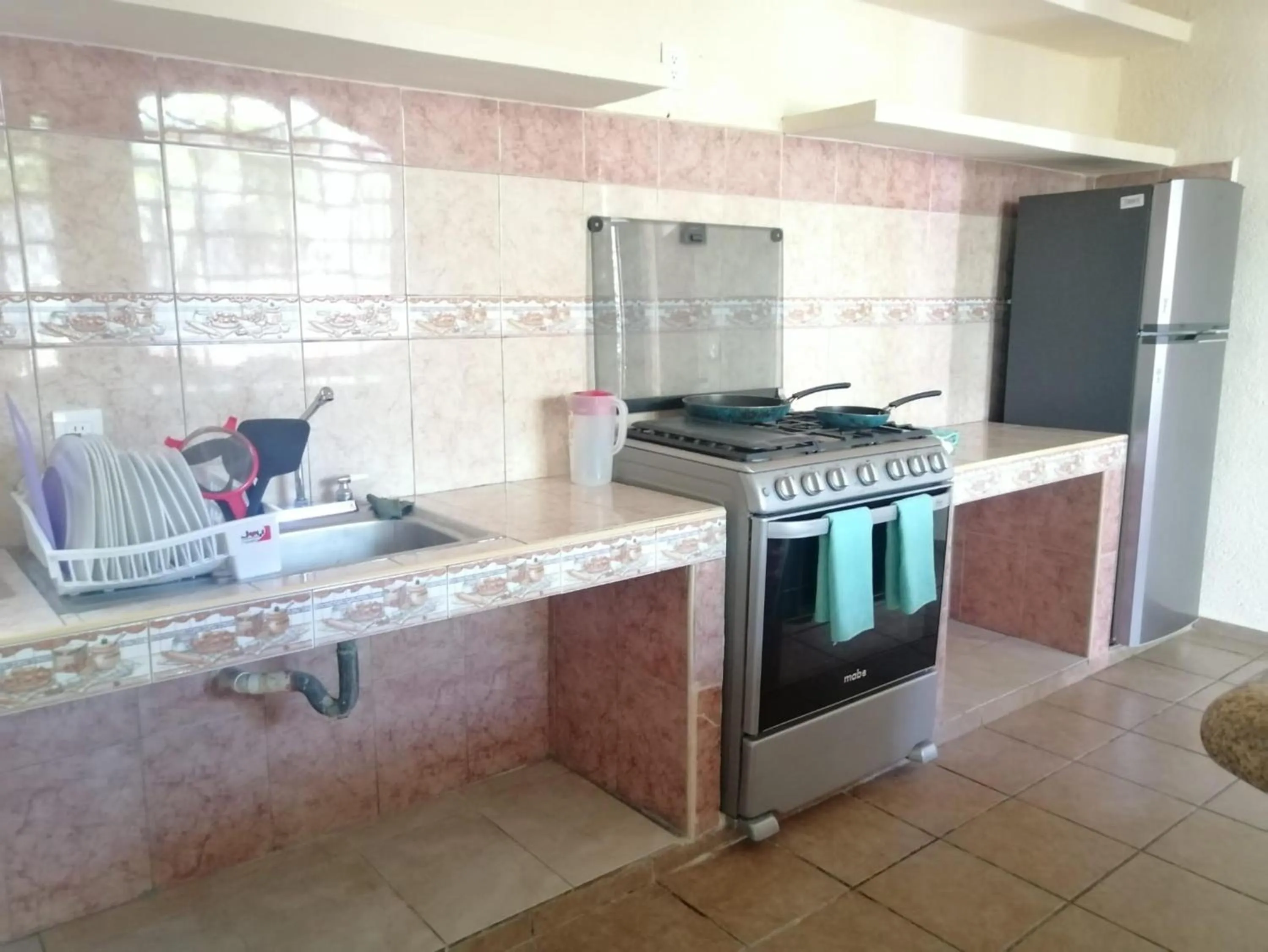 Kitchen or kitchenette in Ashly Boulevard