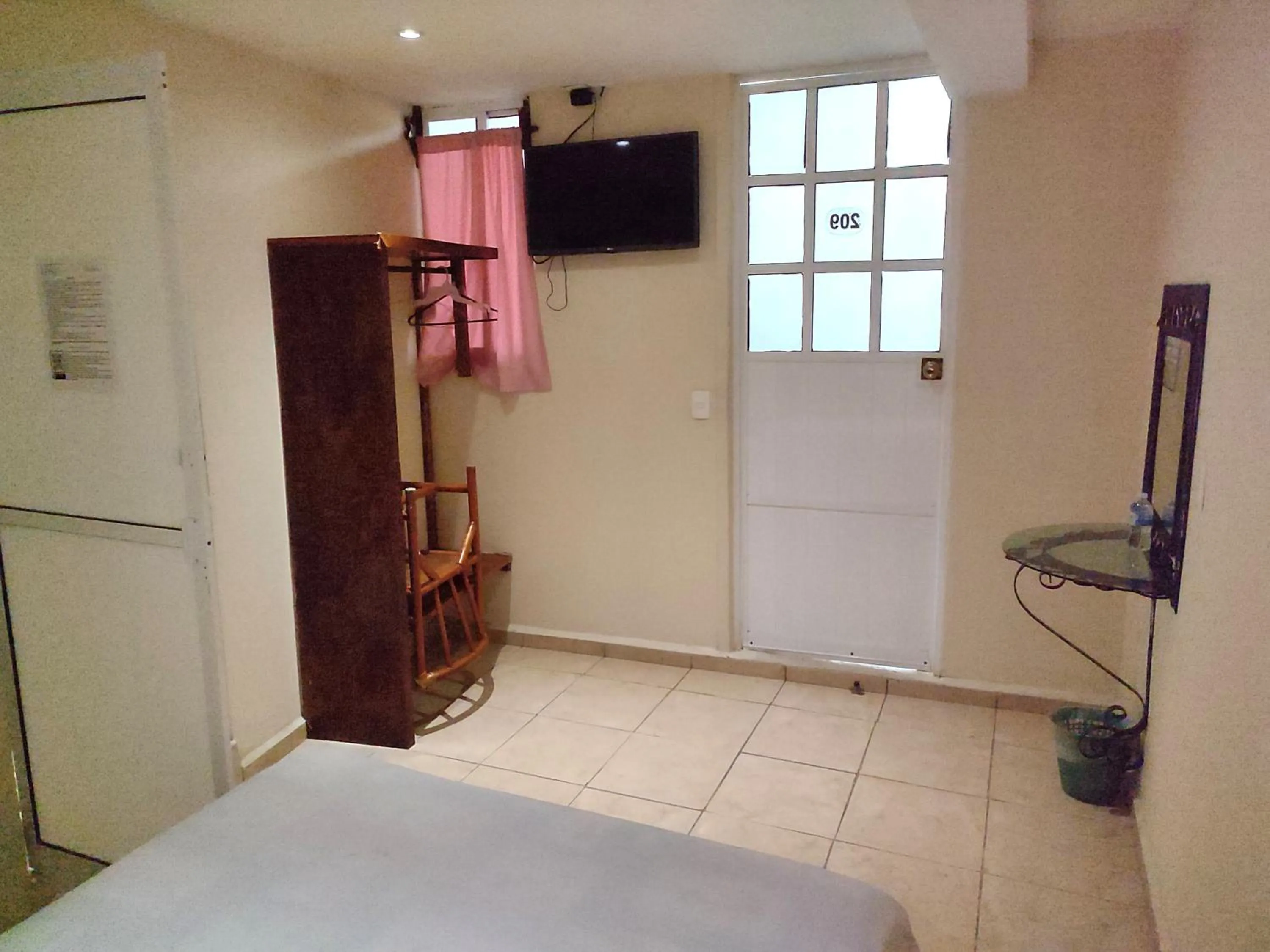 Bed in Ashly Boulevard