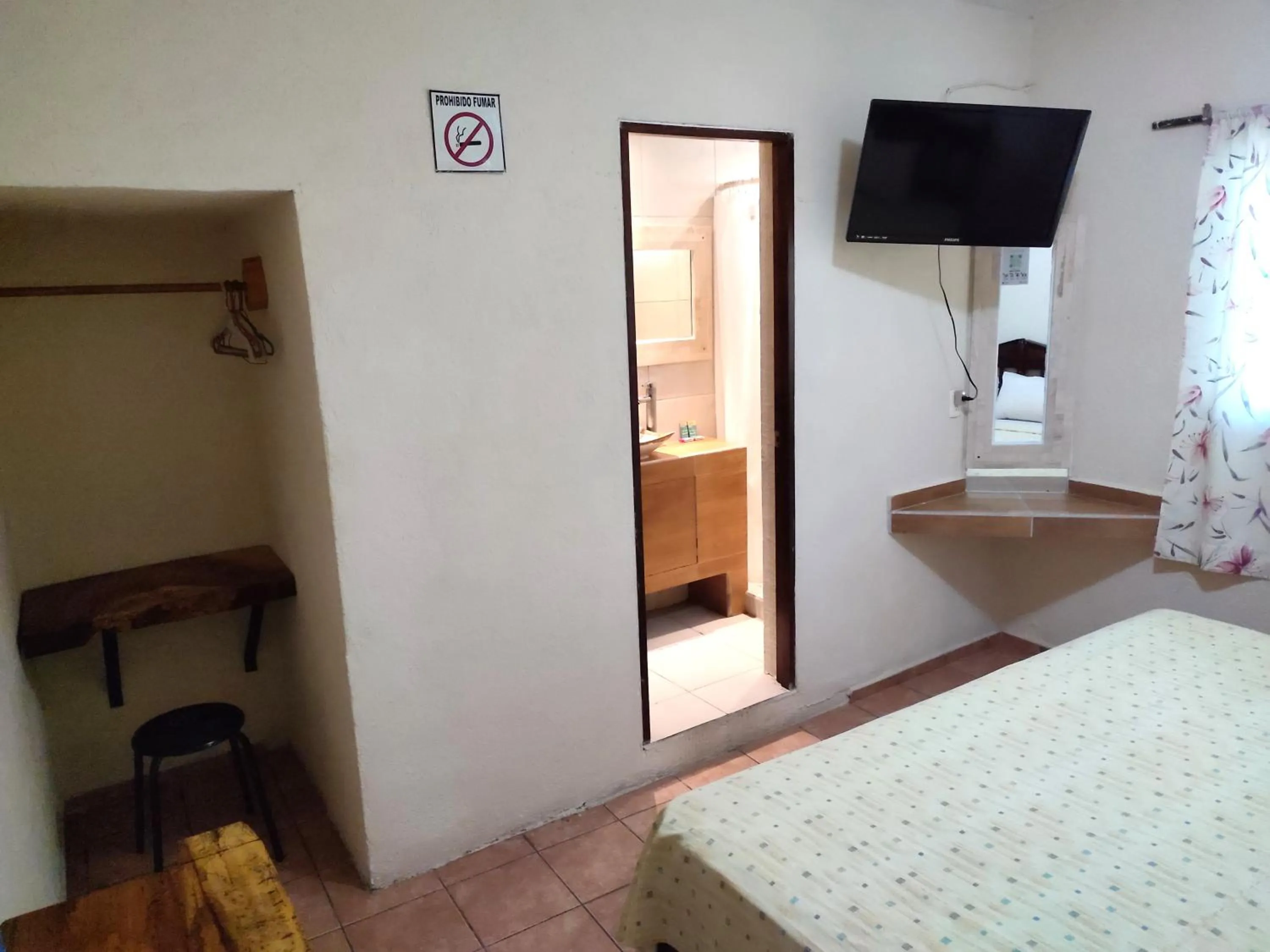 Bed in Ashly Boulevard