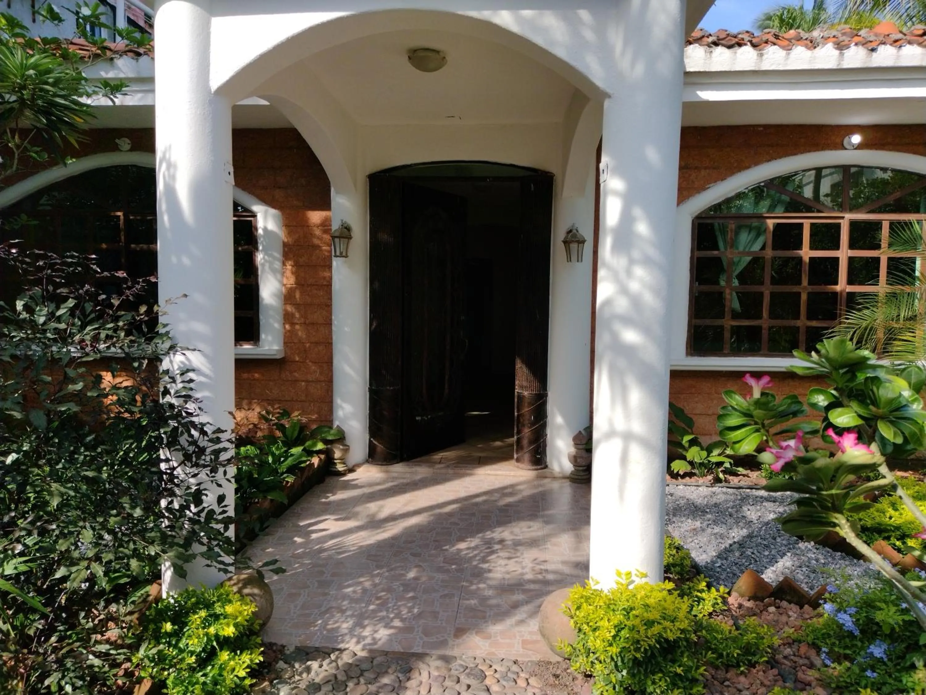 Facade/entrance in Ashly Boulevard