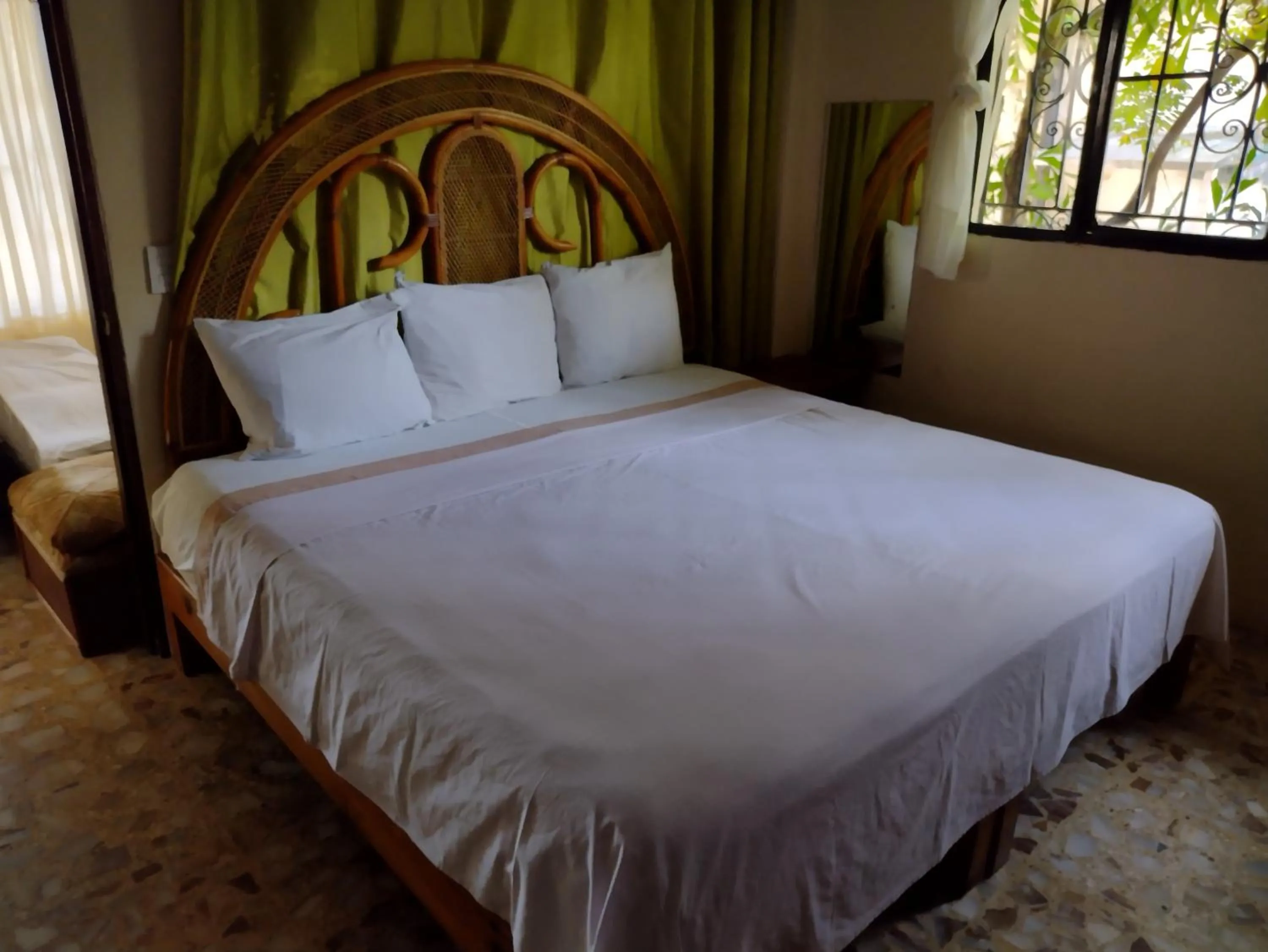 Bedroom, Bed in Ashly Boulevard