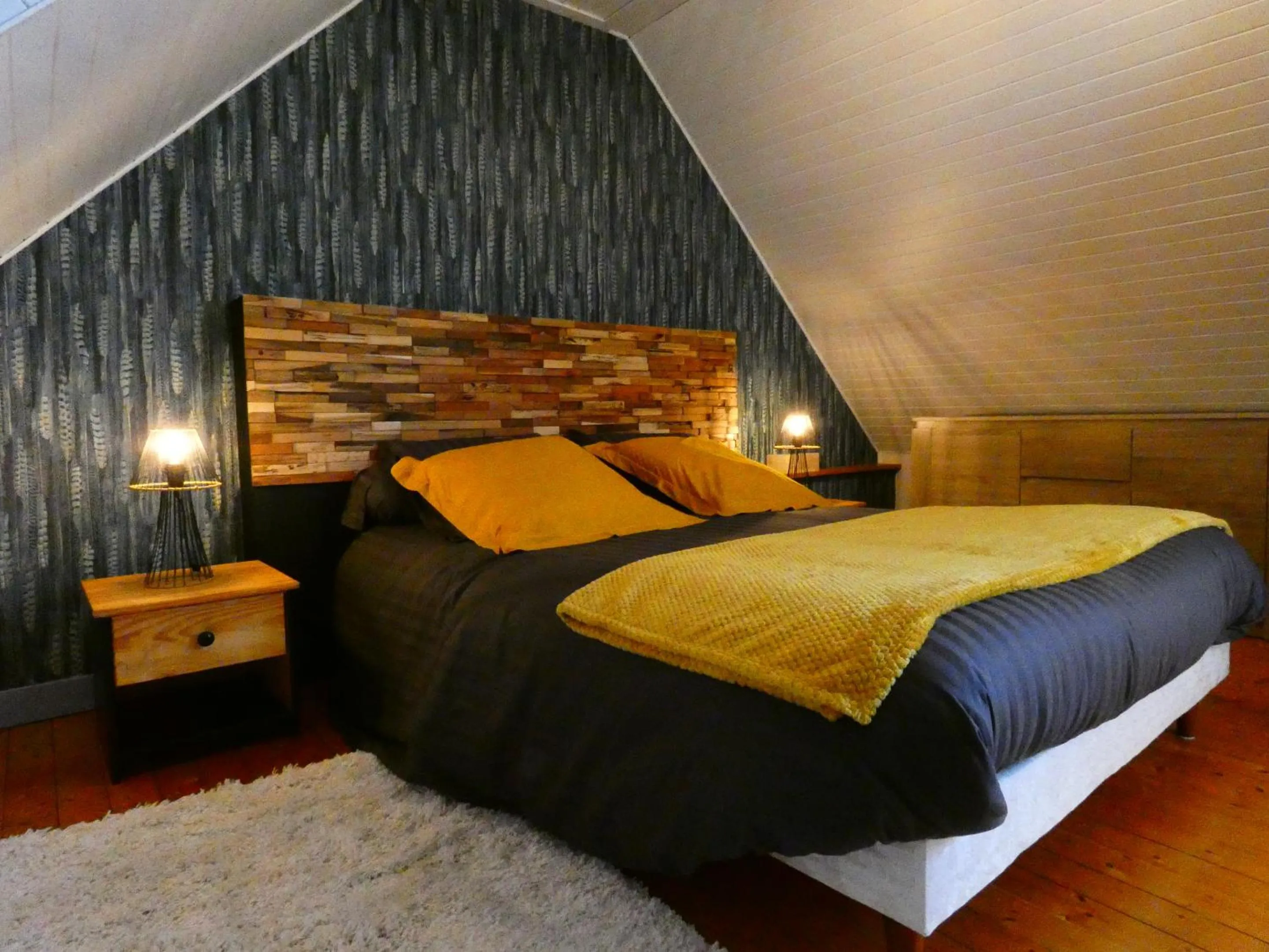 Bedroom, Bed in La Douce Escapade - Crozon