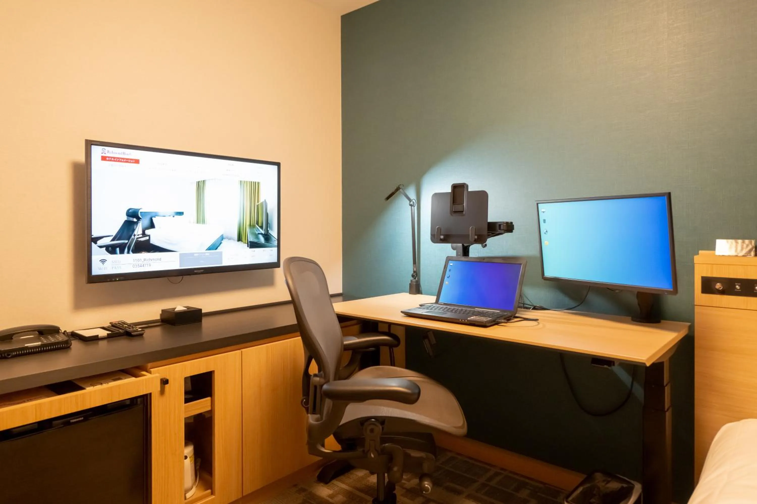 Photo of the whole room in Richmond Hotel Kagoshima Tenmonkan