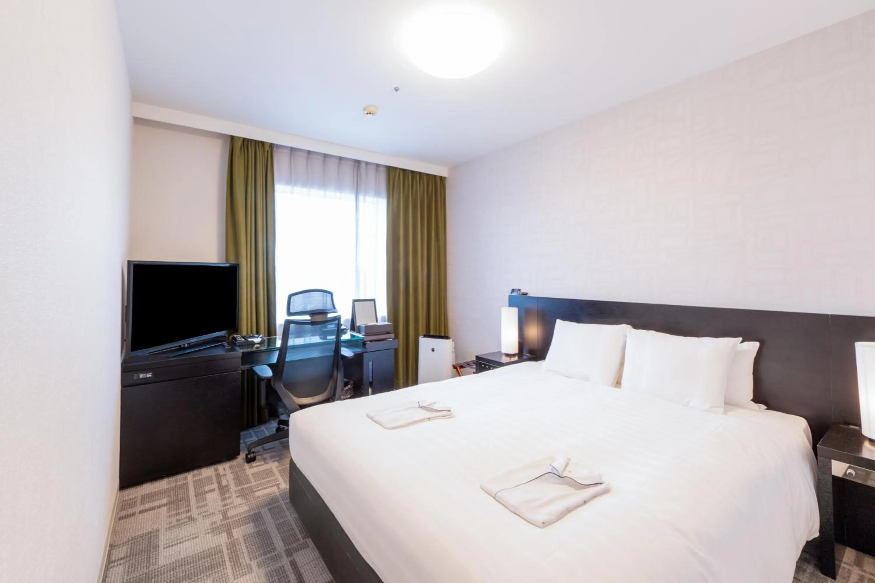 Photo of the whole room, Bed in Richmond Hotel Kagoshima Tenmonkan