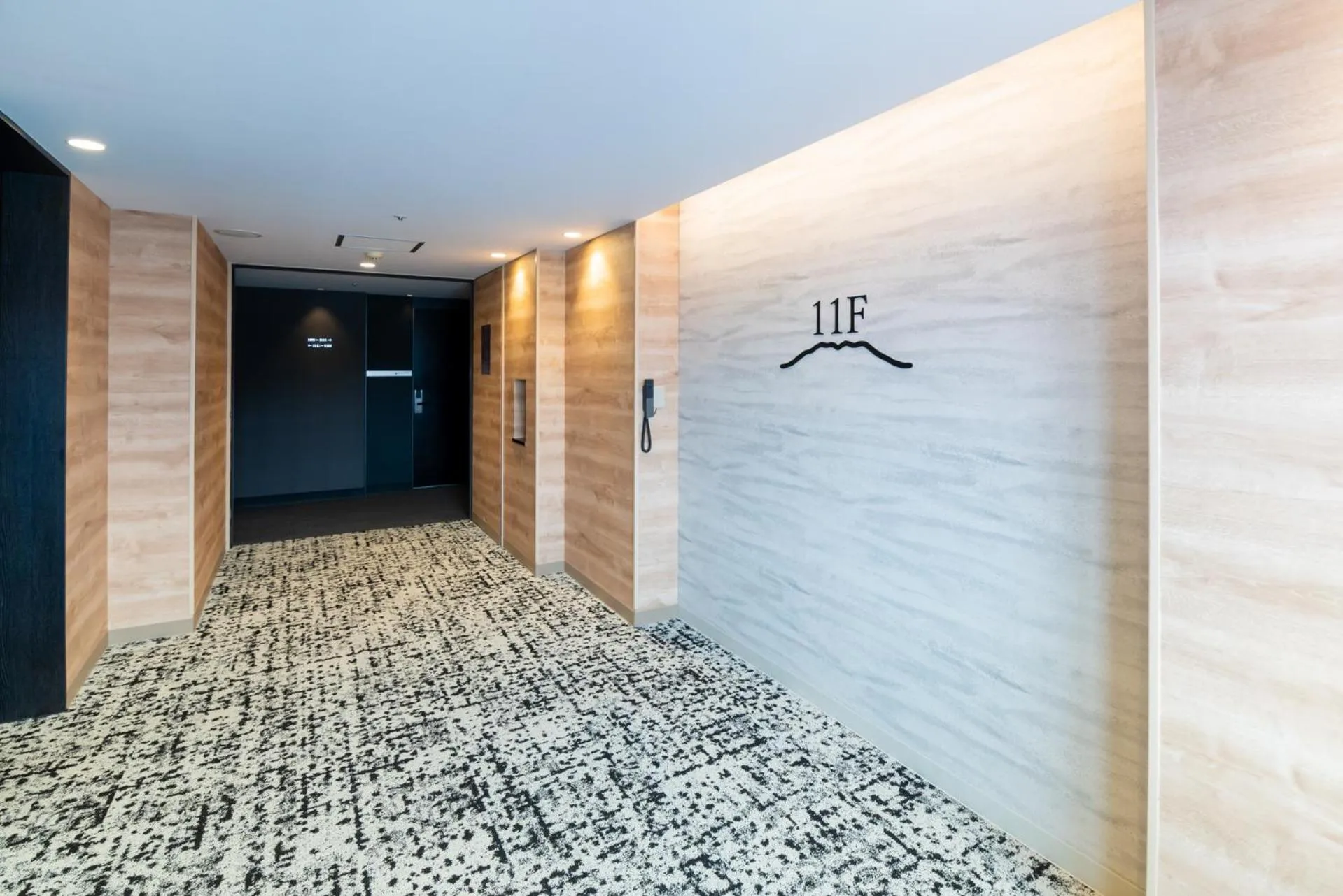 Lobby or reception in Richmond Hotel Kagoshima Tenmonkan