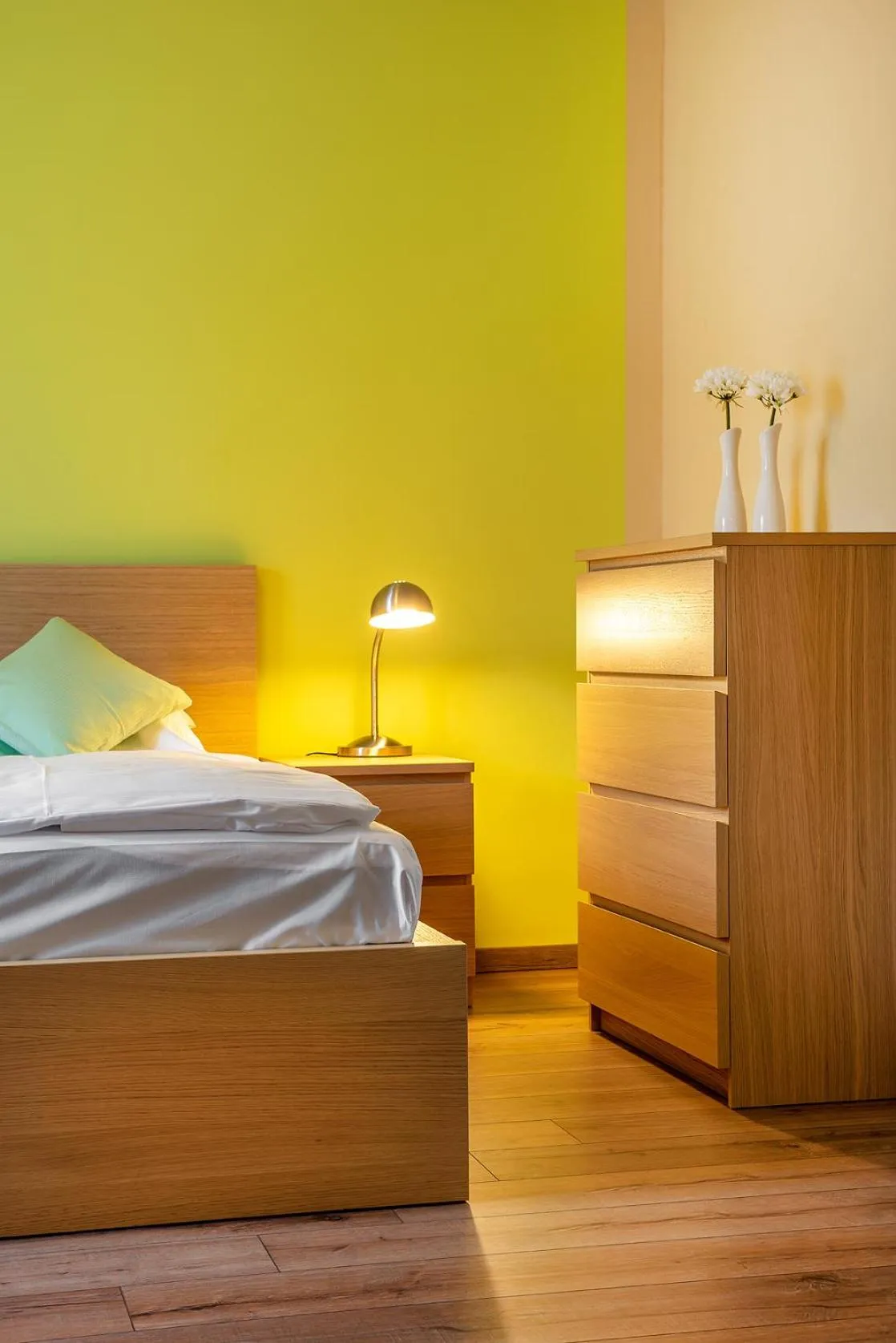 Bedroom, Bed in City Hotel