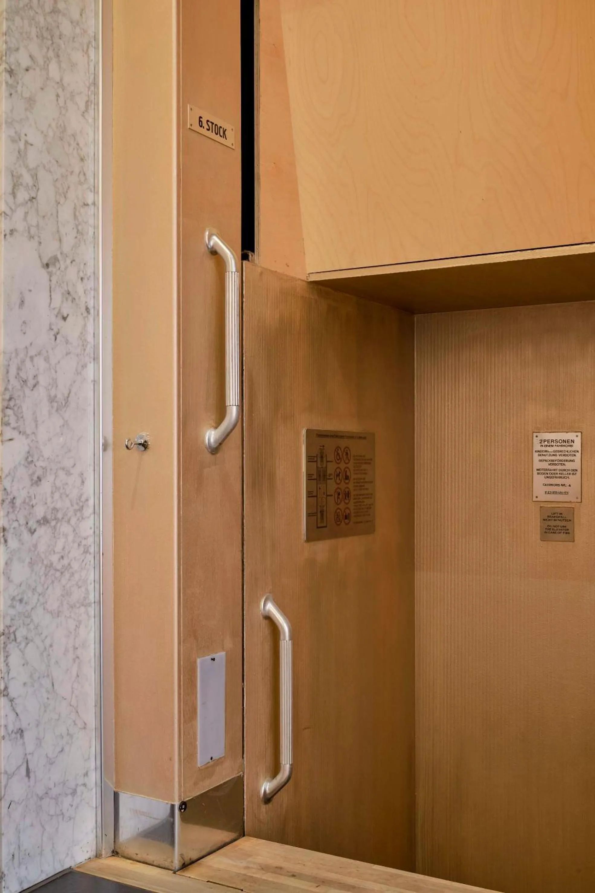 Lobby or reception in Flemings Selection Hotel Frankfurt-City