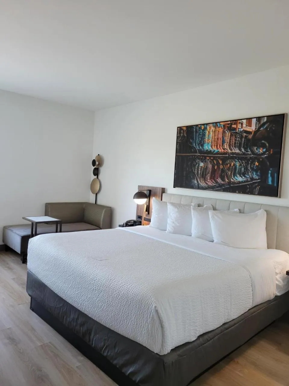 Bedroom, Bed in La Quinta Inn & Suites by Wyndham Terrell