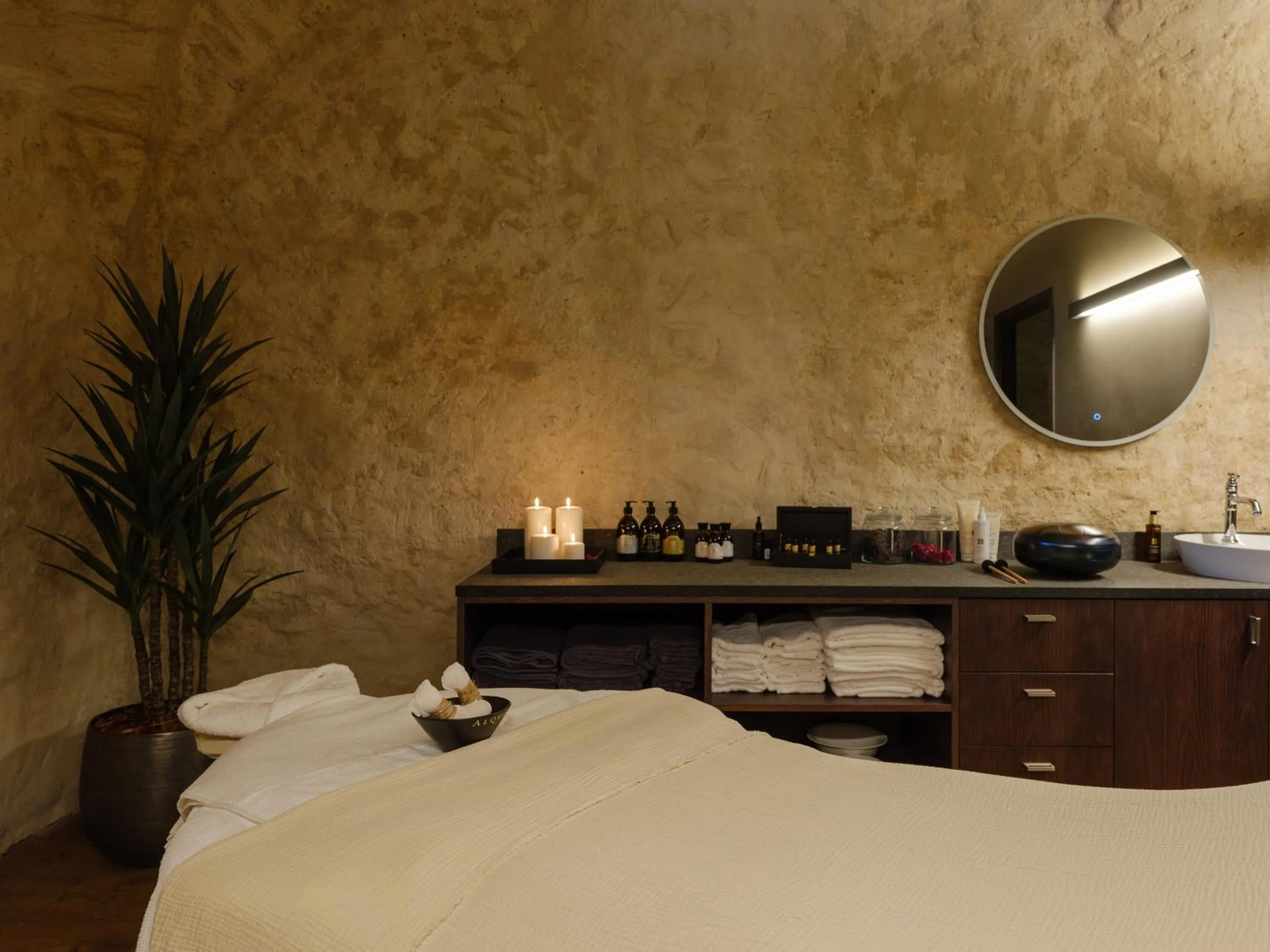 Massage in Padise Manor