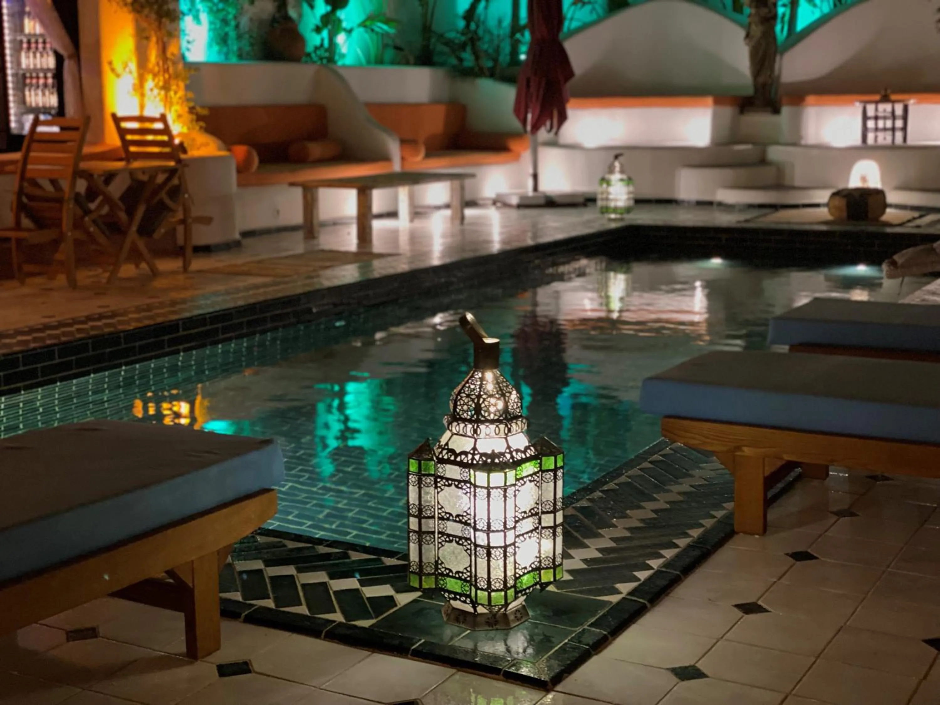 Swimming pool in Casa De Nova Hotel