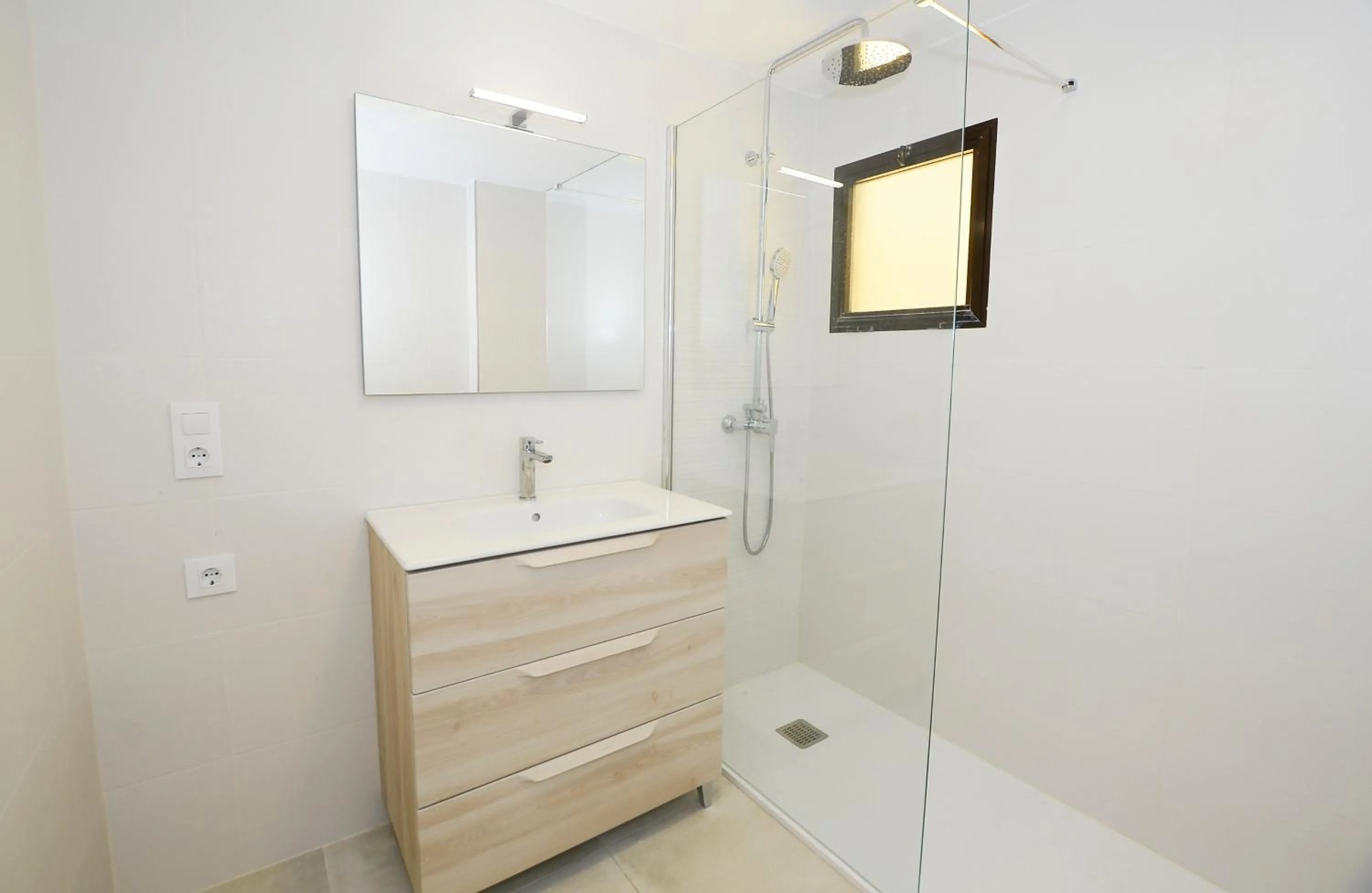 Bathroom in Edificio Caribe Playa