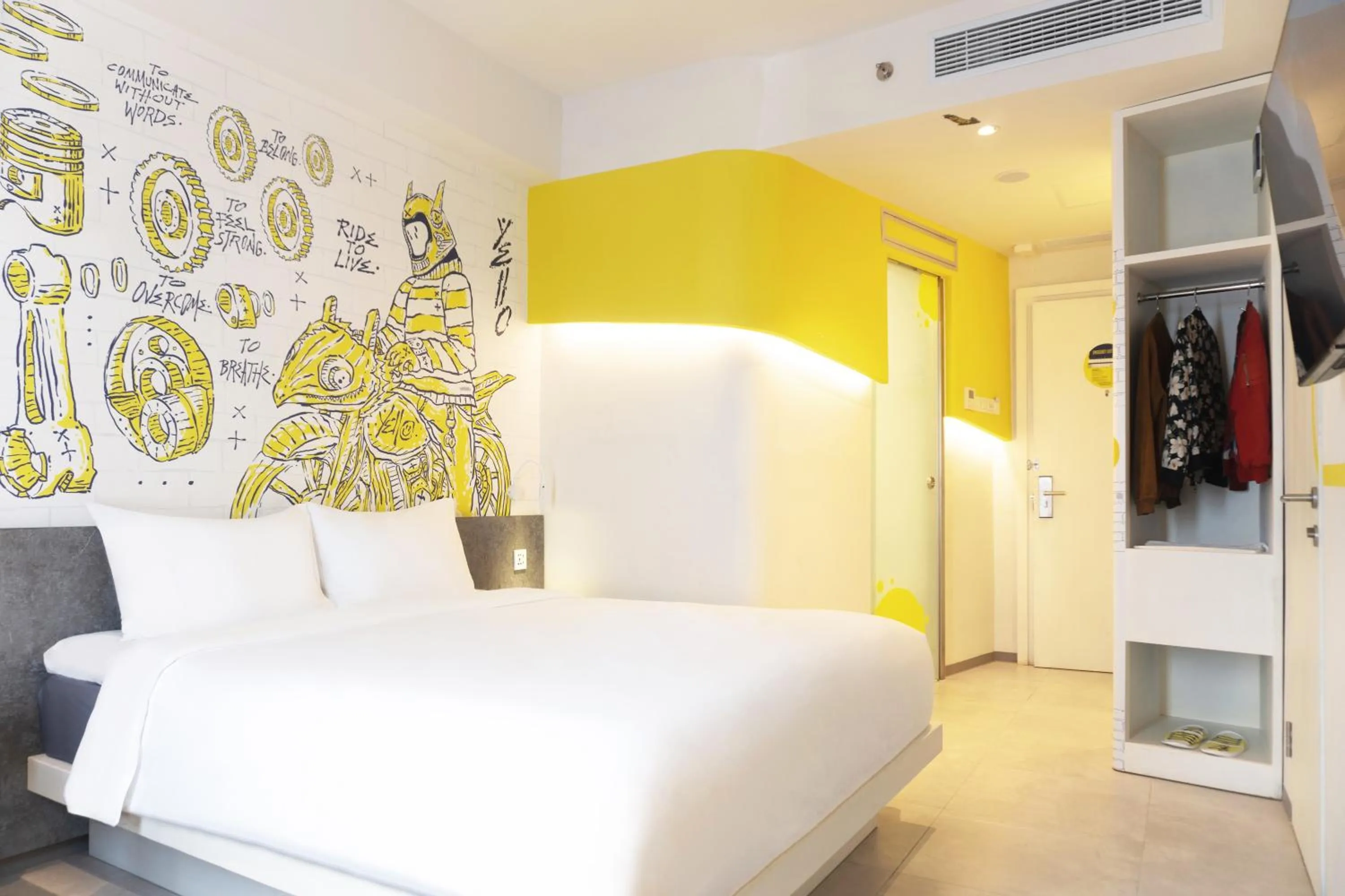 Bed in Yello Hotel Jambi