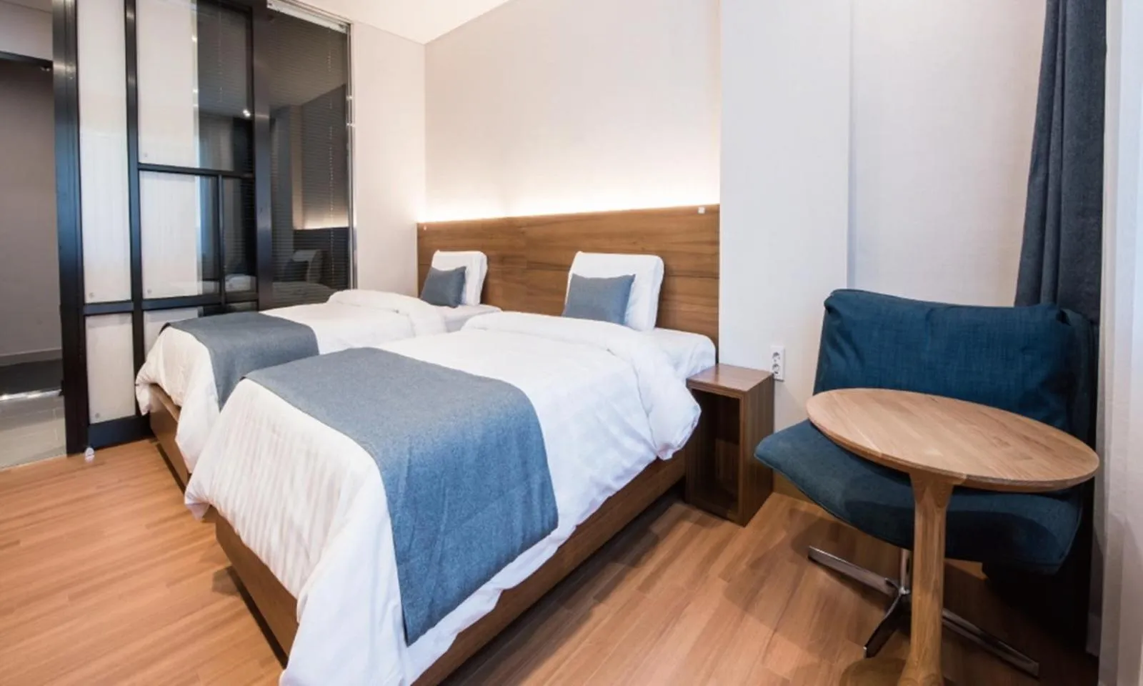 Premium Twin Room in Silla Boutique Hotel Premium