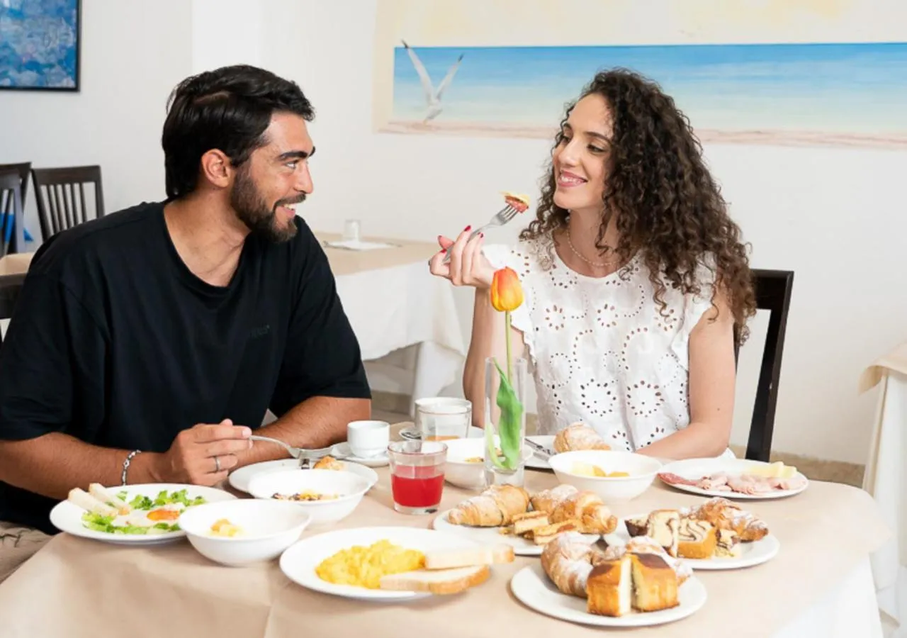 Restaurant/places to eat in Hotel Elite Cattolica