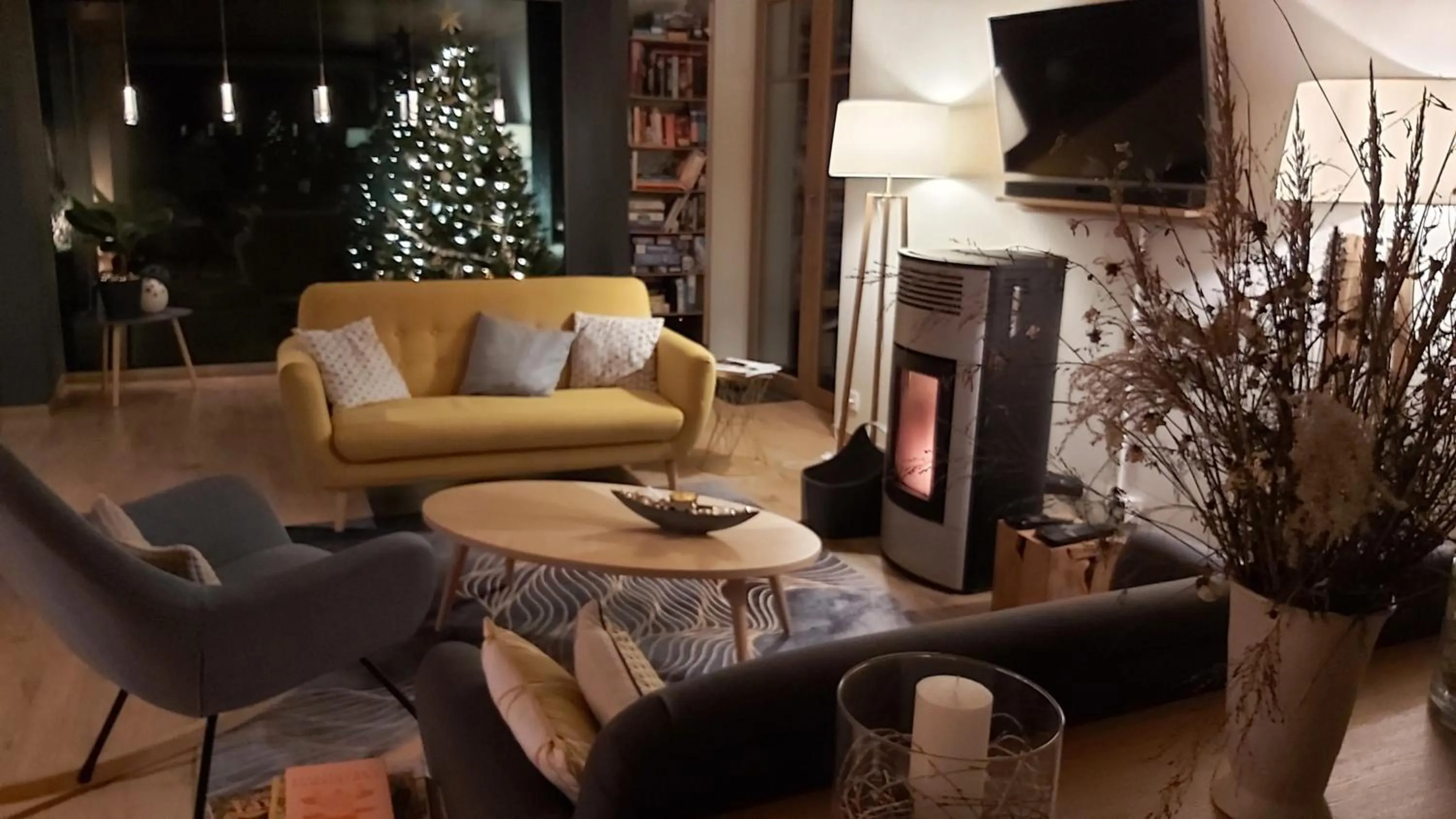 Communal lounge/ TV room in B&B Entre Champs