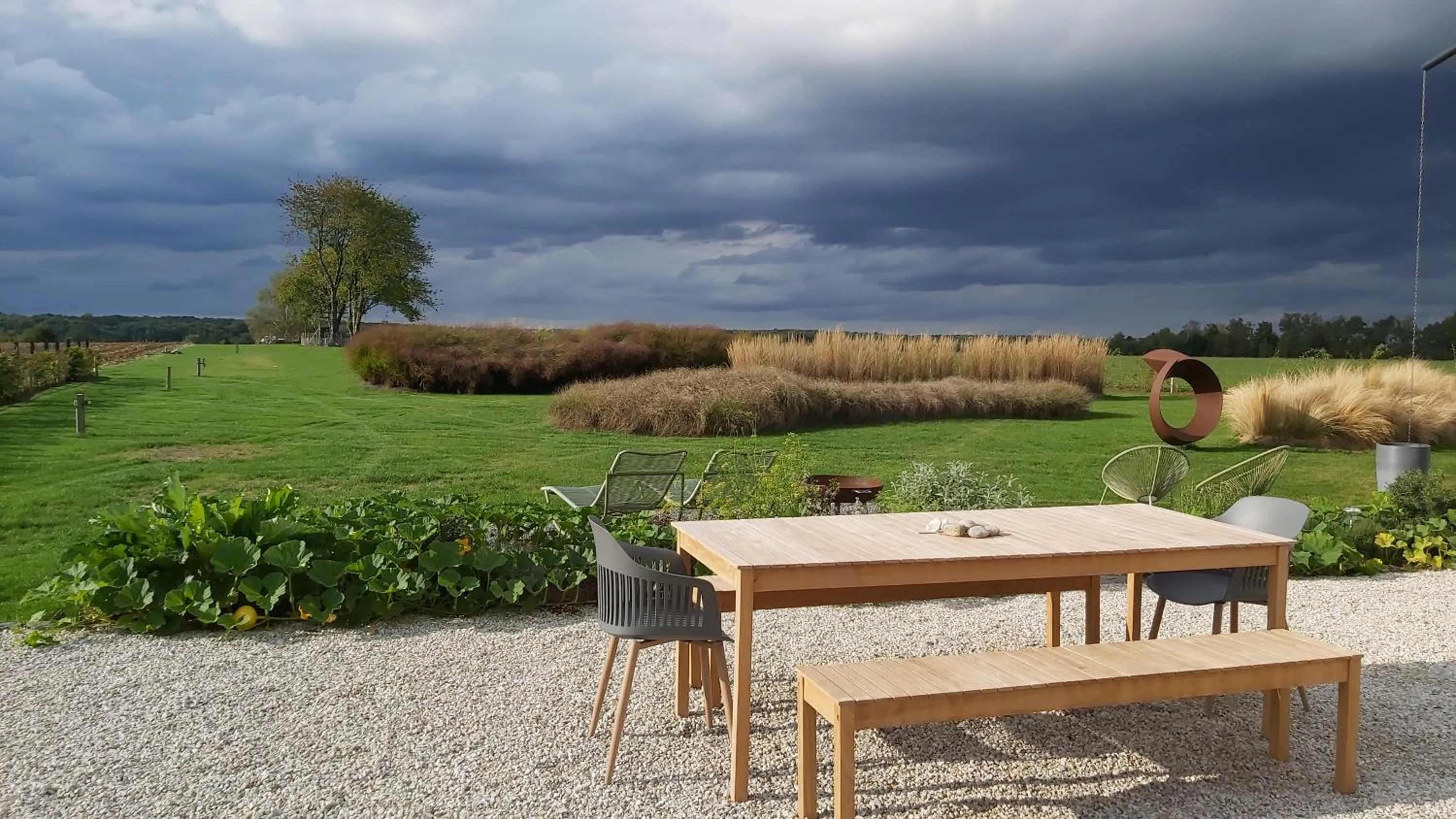 Patio in B&B Entre Champs