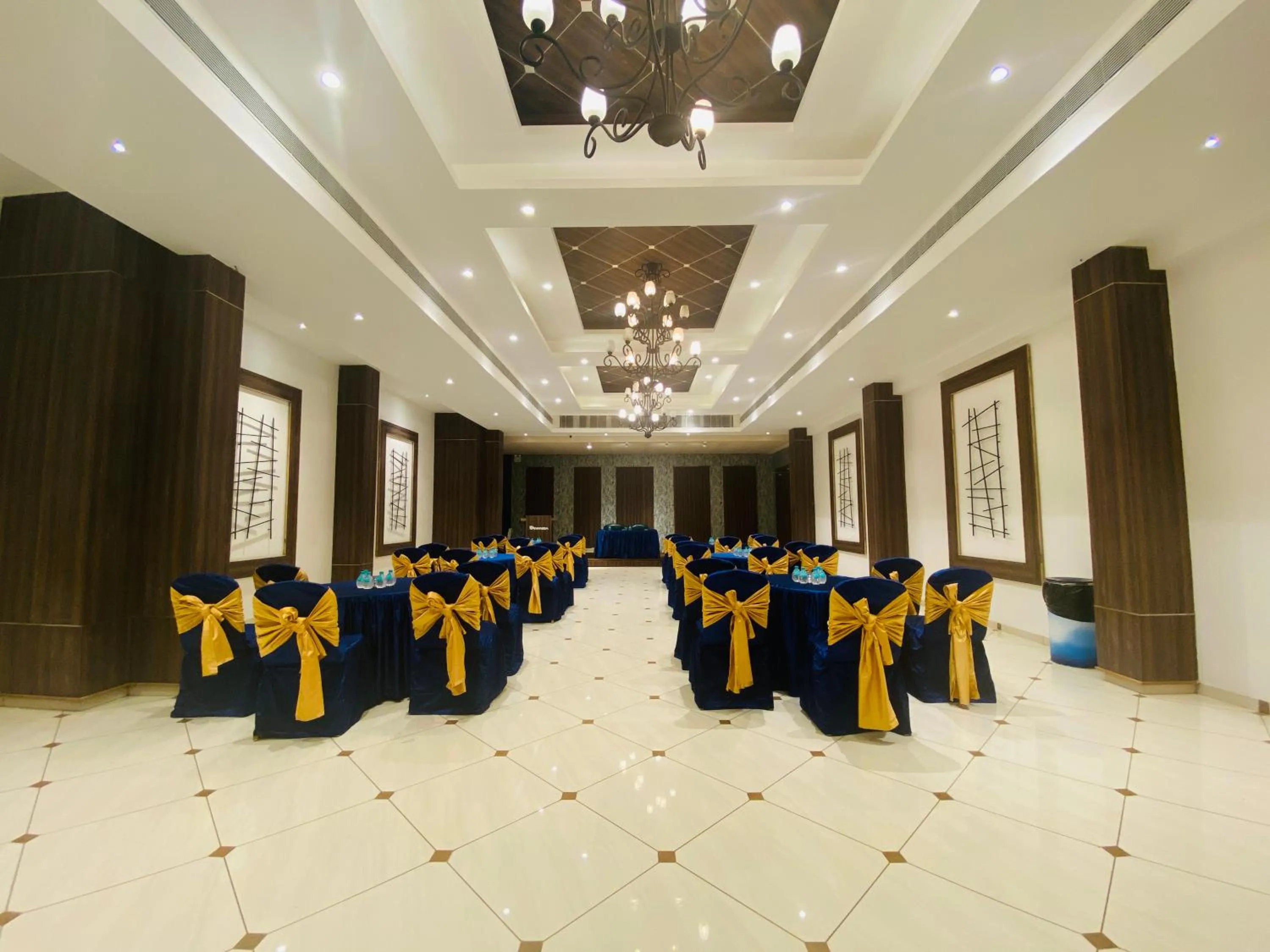 Meeting/conference room in Ananda Resorts Shantiniketan