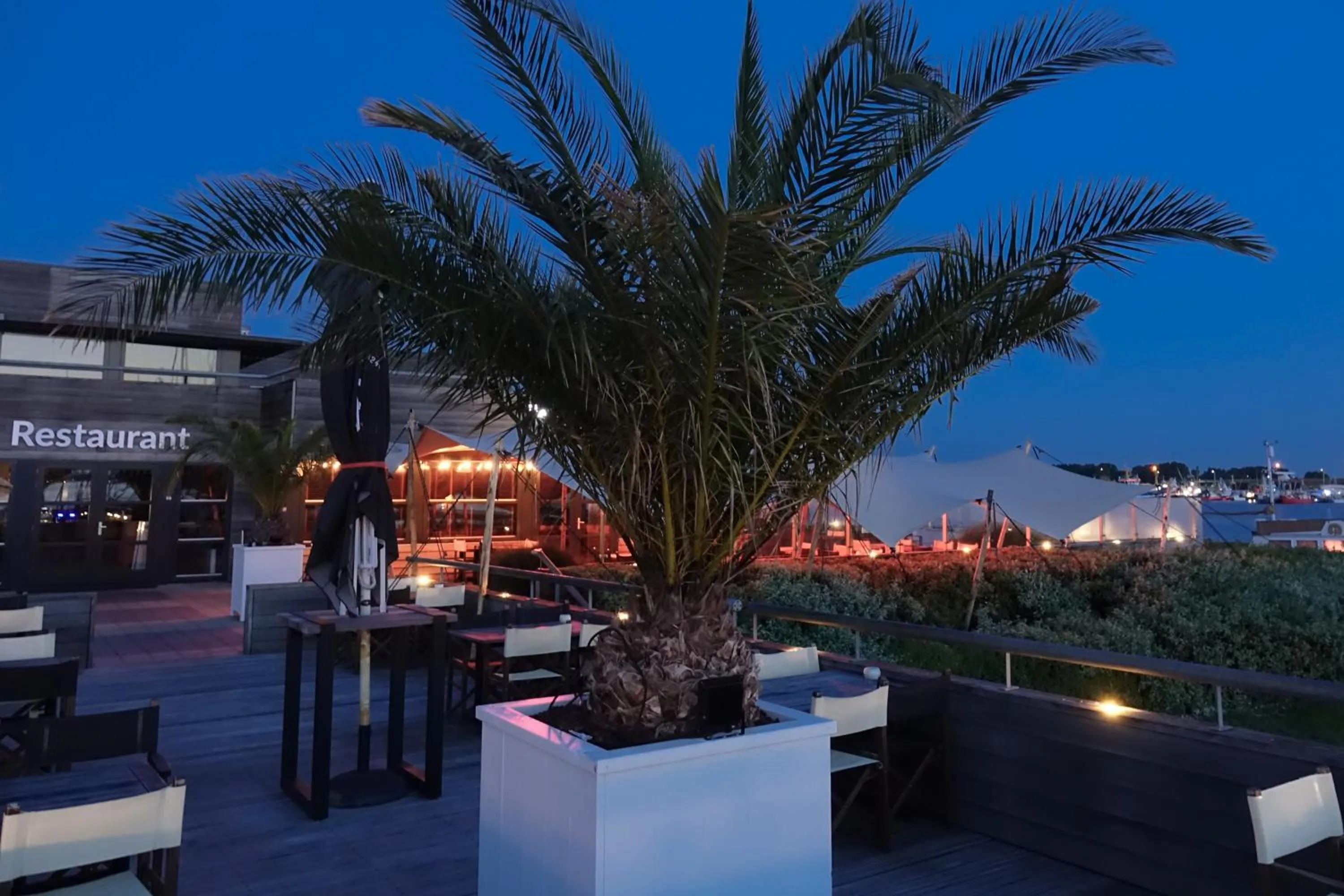 Restaurant/places to eat in Dock Hotel Stellendam