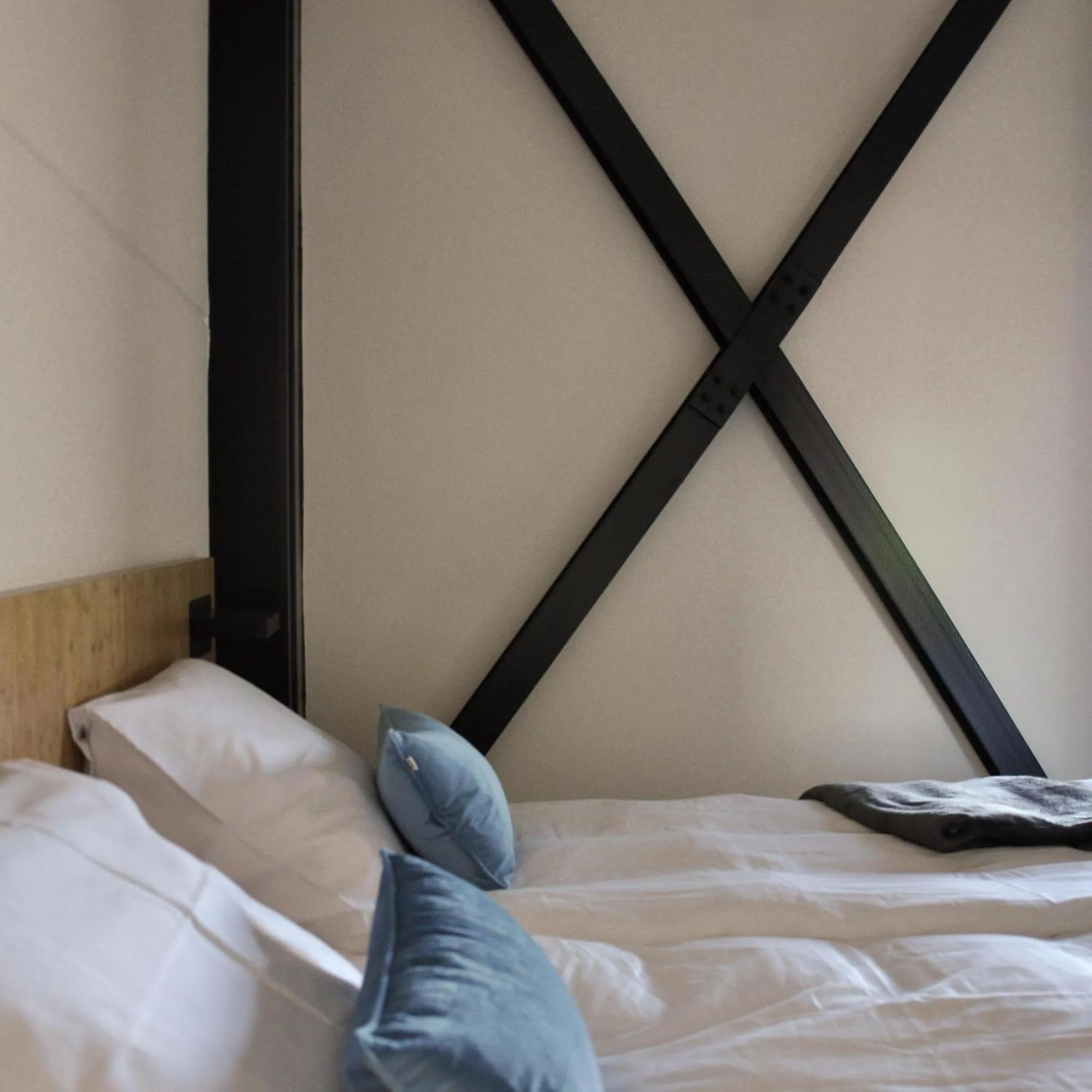 Bed in Dock Hotel Stellendam