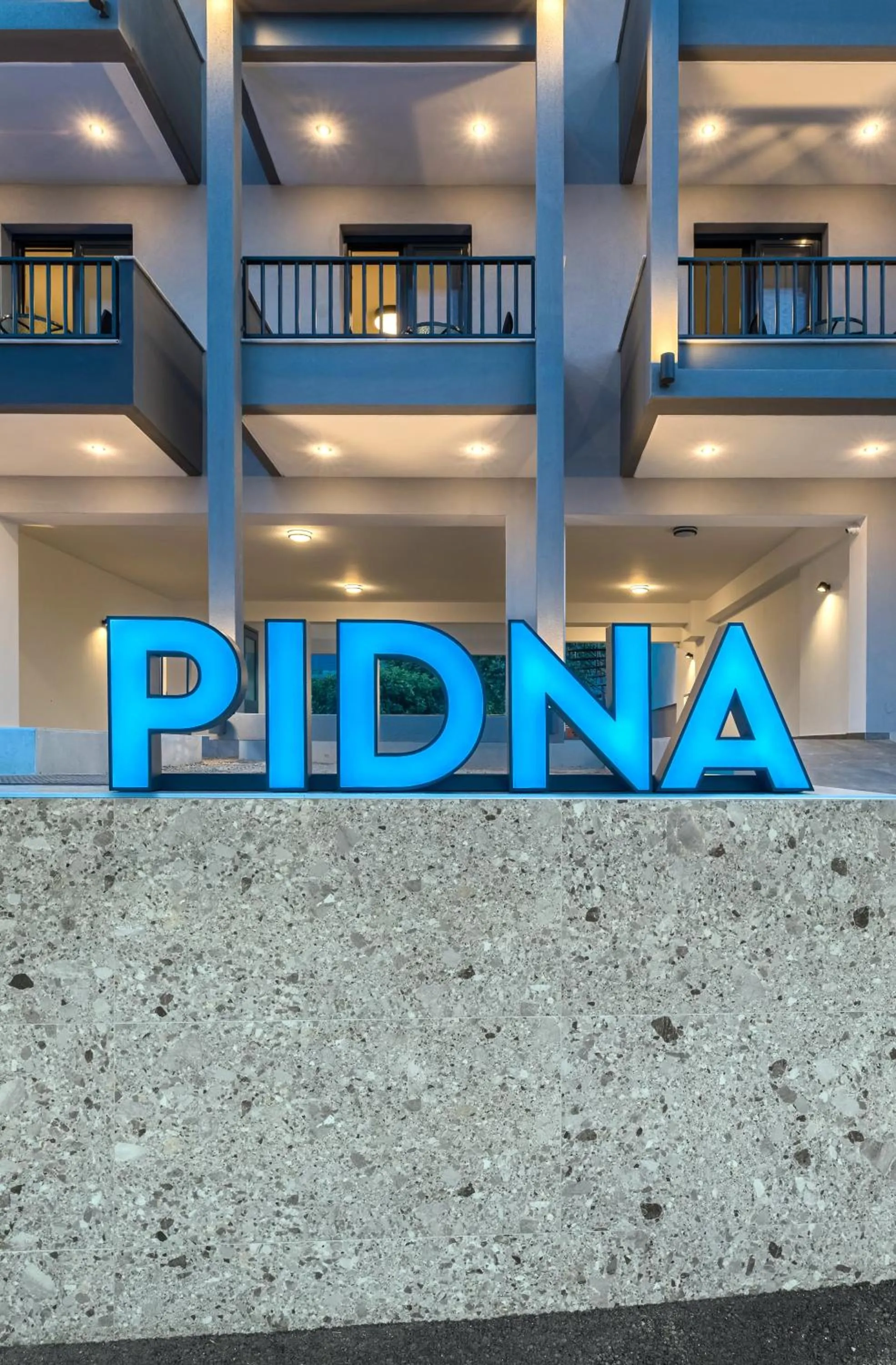 Property building in Pidna