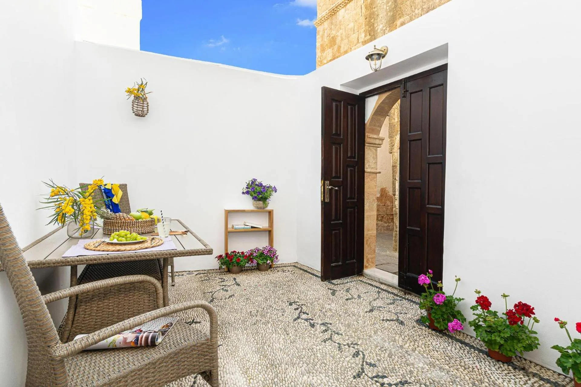 Inner courtyard view in Villa Dafni - Lindos