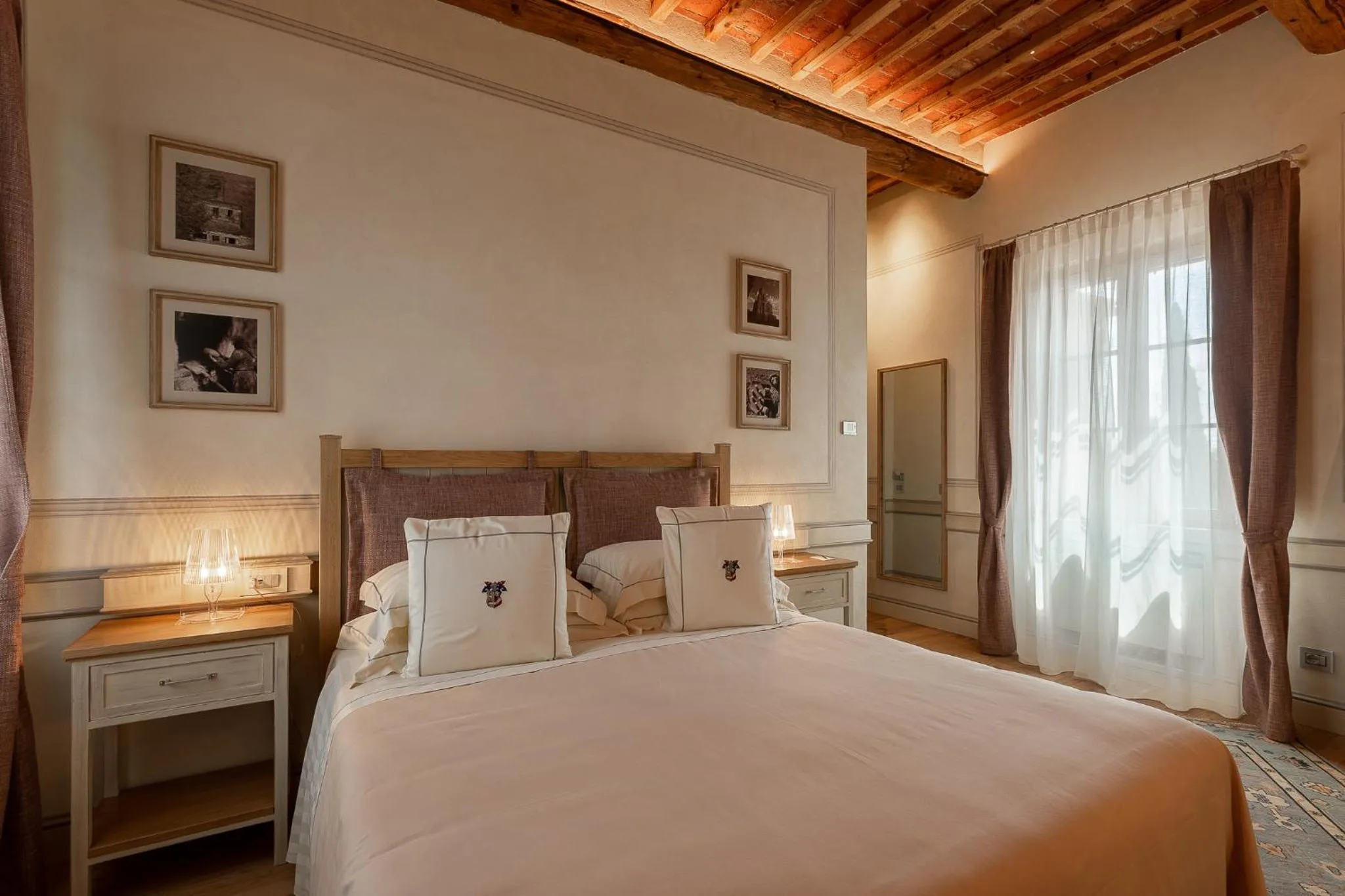 Bed in Villa Svetoni Wine Resort