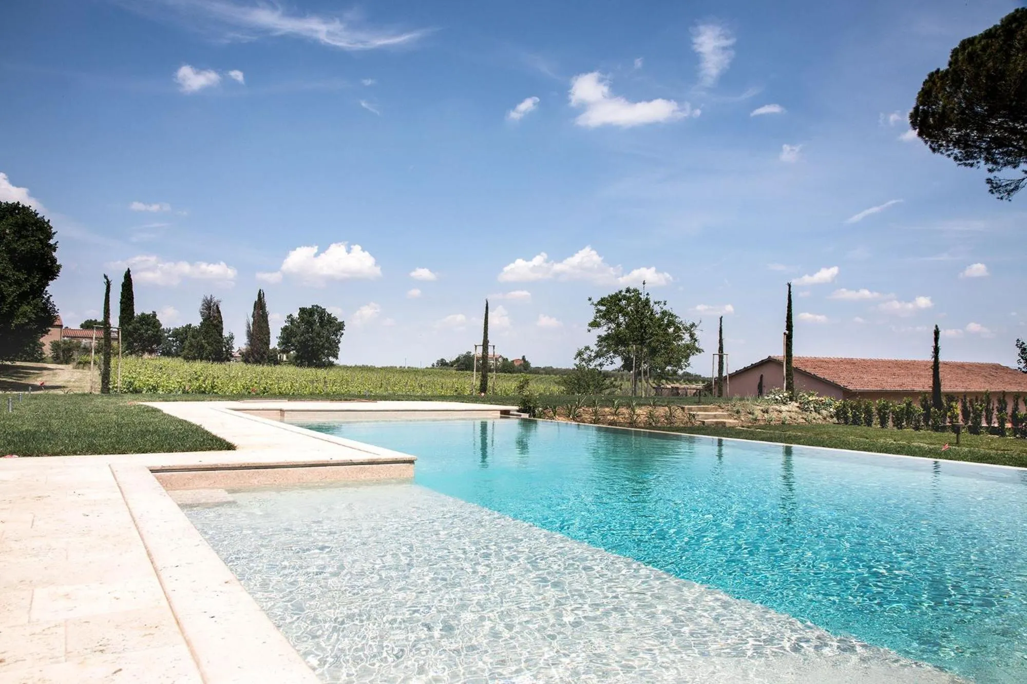 Swimming pool in Villa Svetoni Wine Resort