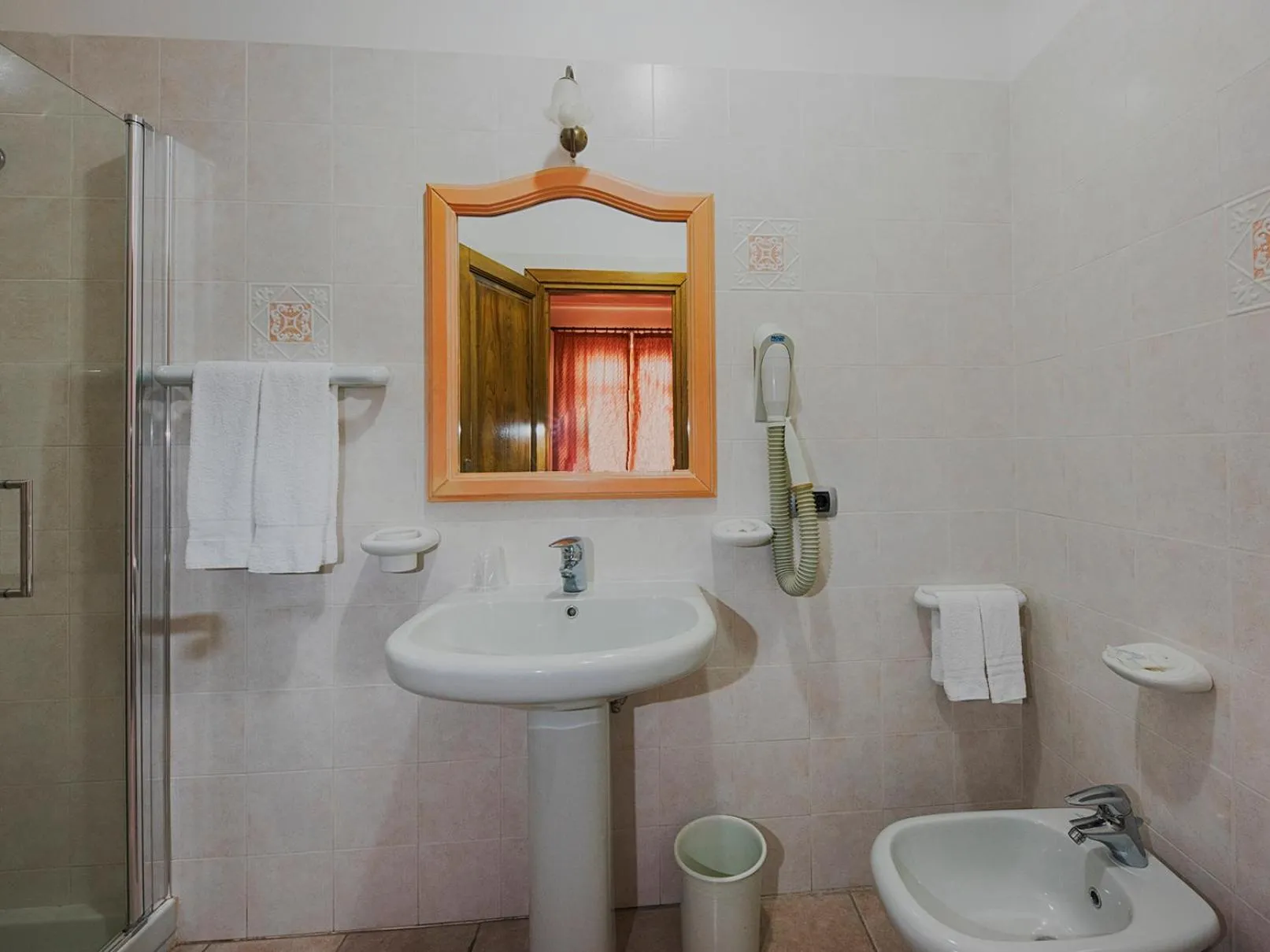 Bathroom in Hotel Villa Miralisa