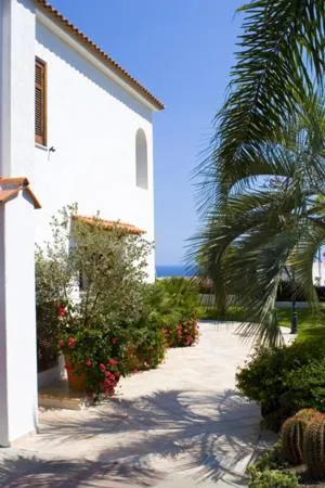 Facade/entrance in Hotel Villa Miralisa